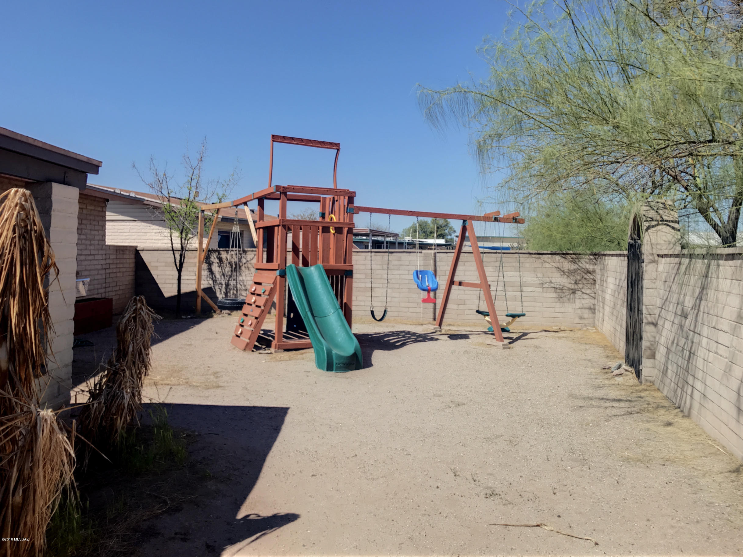 Casas Adobes Park (277-415) - Residential