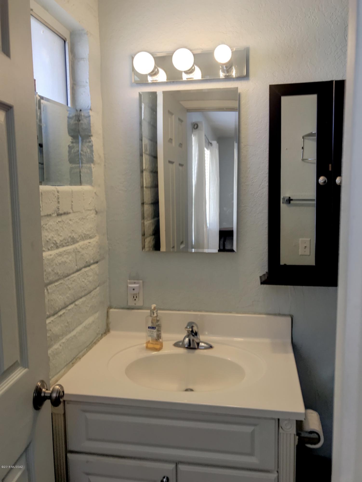 Casas Adobes Park (277-415) - Residential