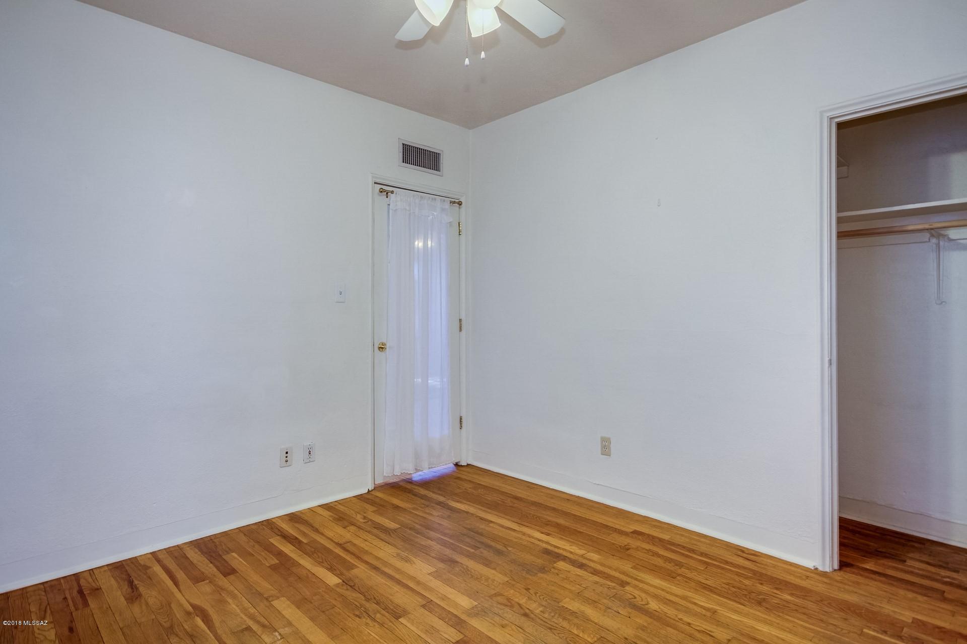 Altadina Heights - Residential