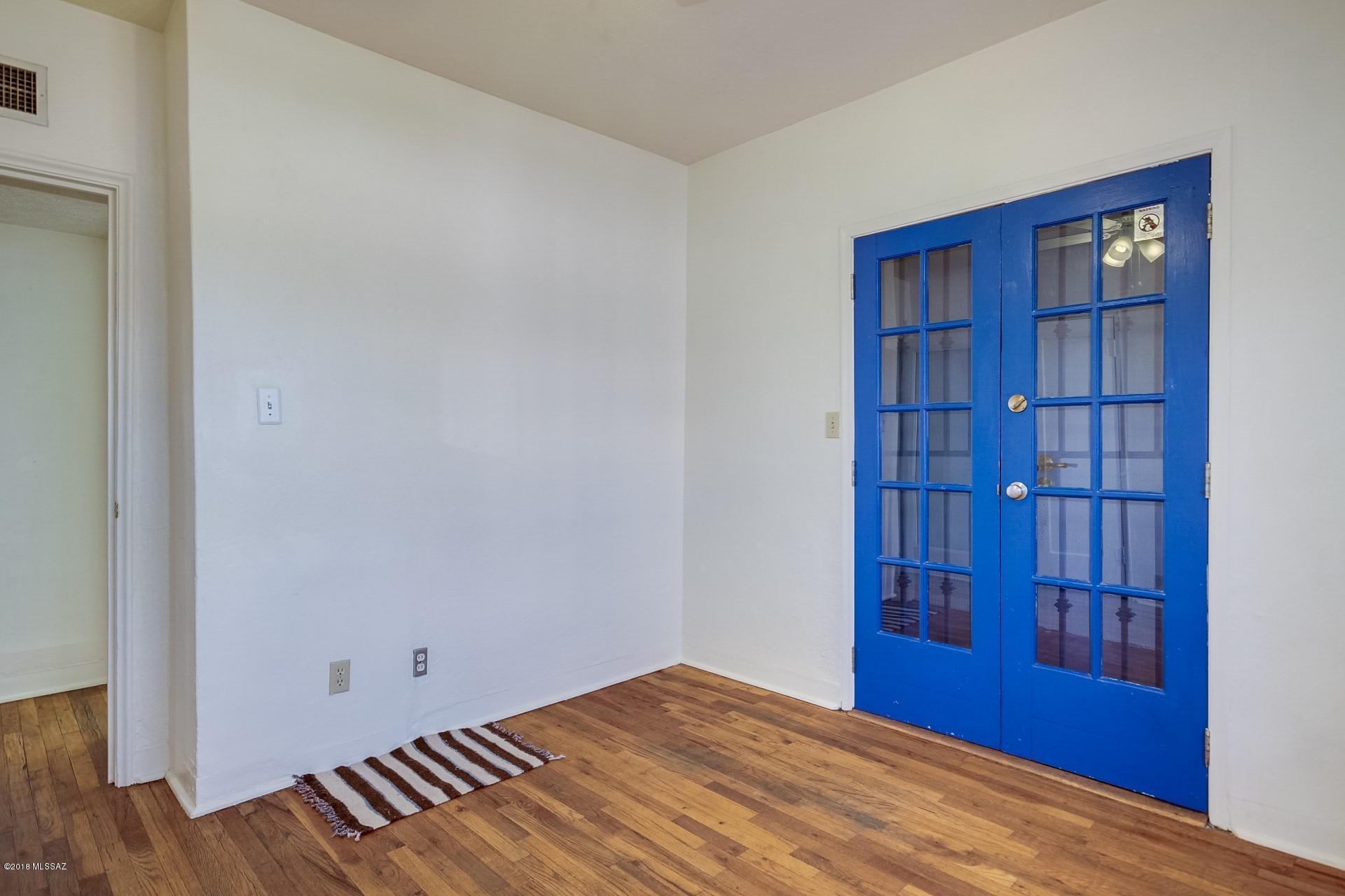 Altadina Heights - Residential