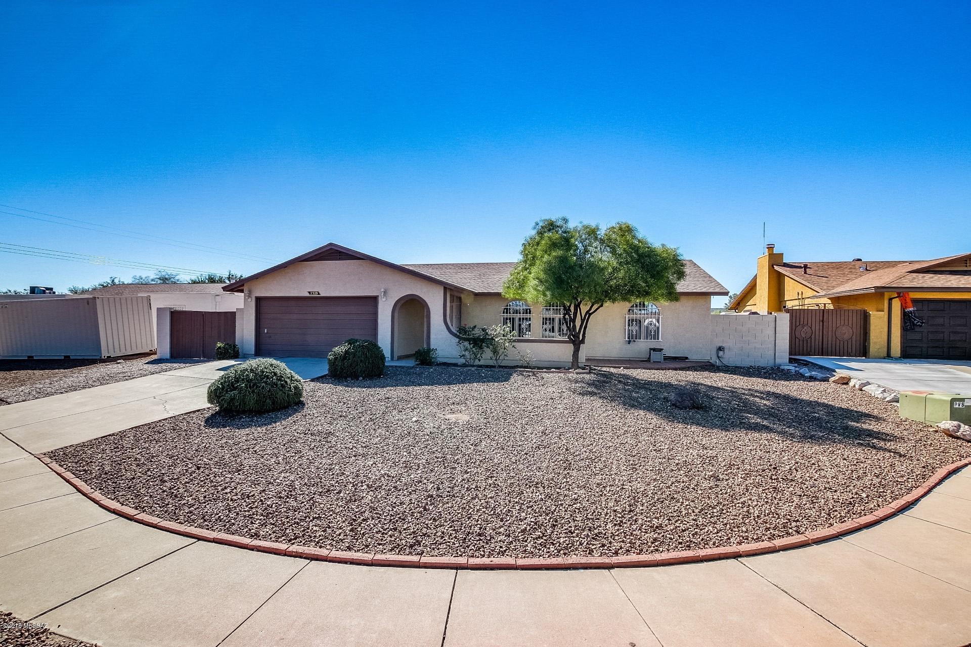 Paseo Vista (1-234) - Residential