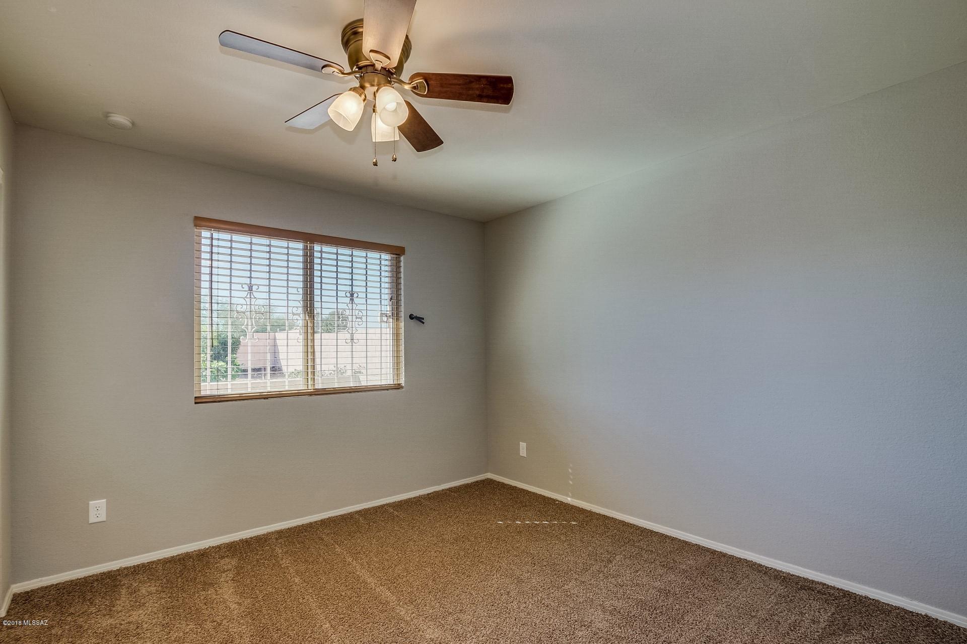 Paseo Vista (1-234) - Residential