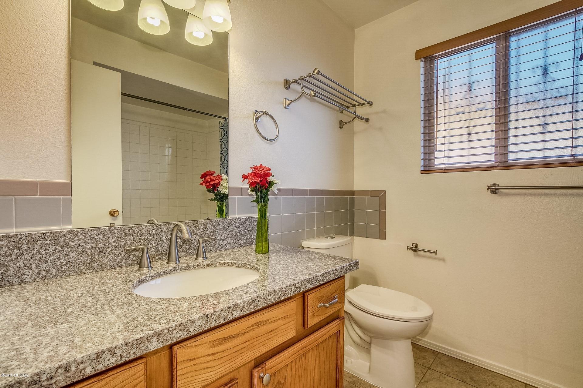 Paseo Vista (1-234) - Residential