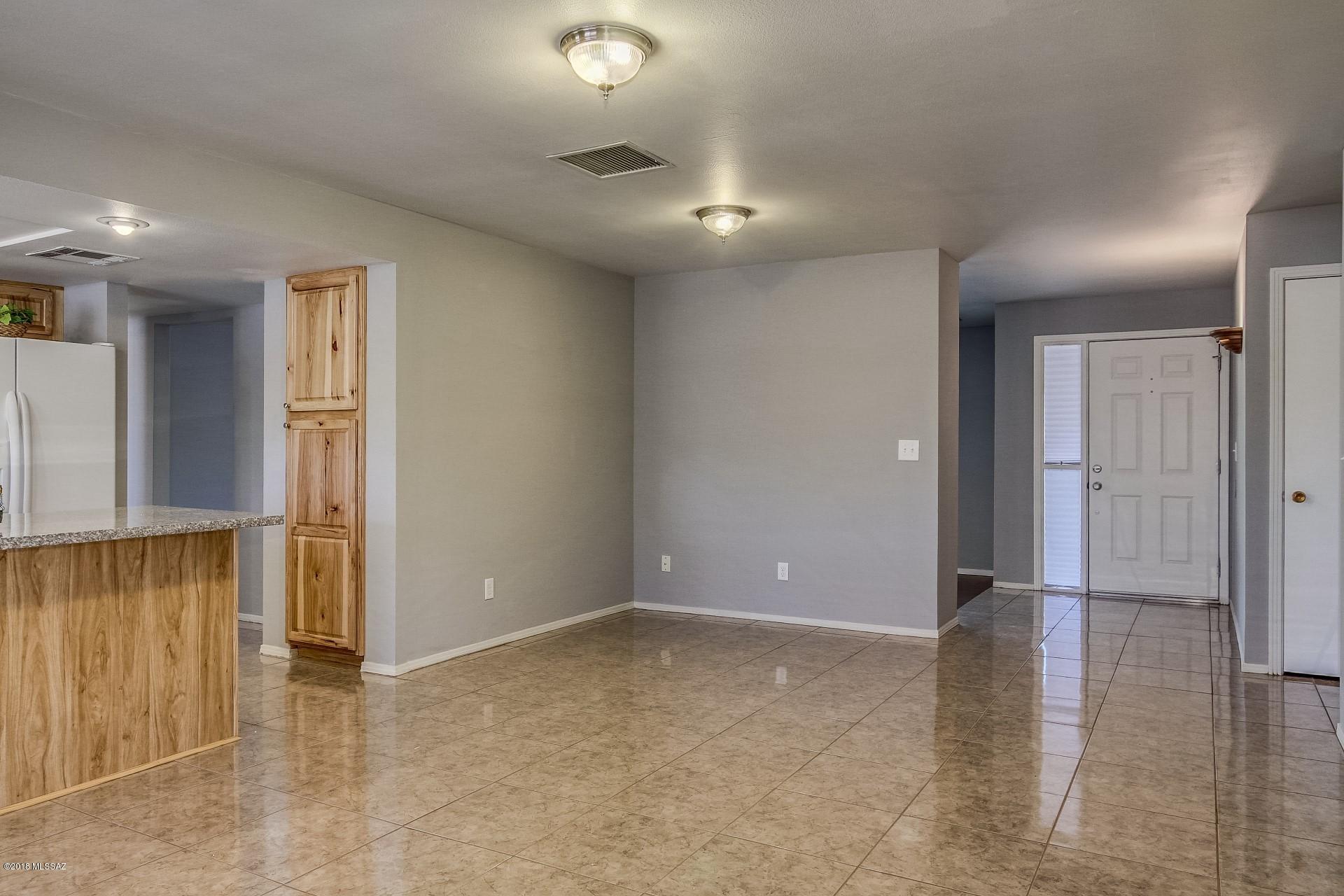 Paseo Vista (1-234) - Residential