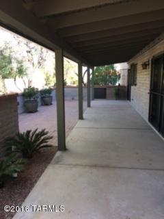 Villas De La Canada (1-74) - Residential Lease