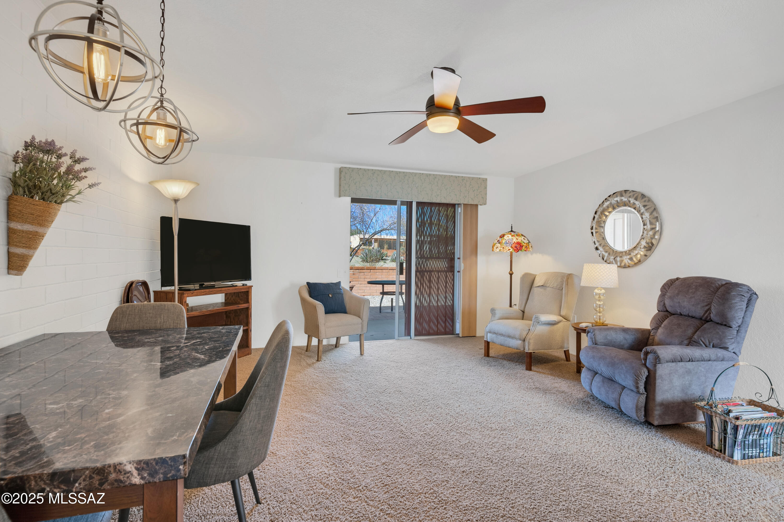 Green Valley Townhouses NO.7 - Residential