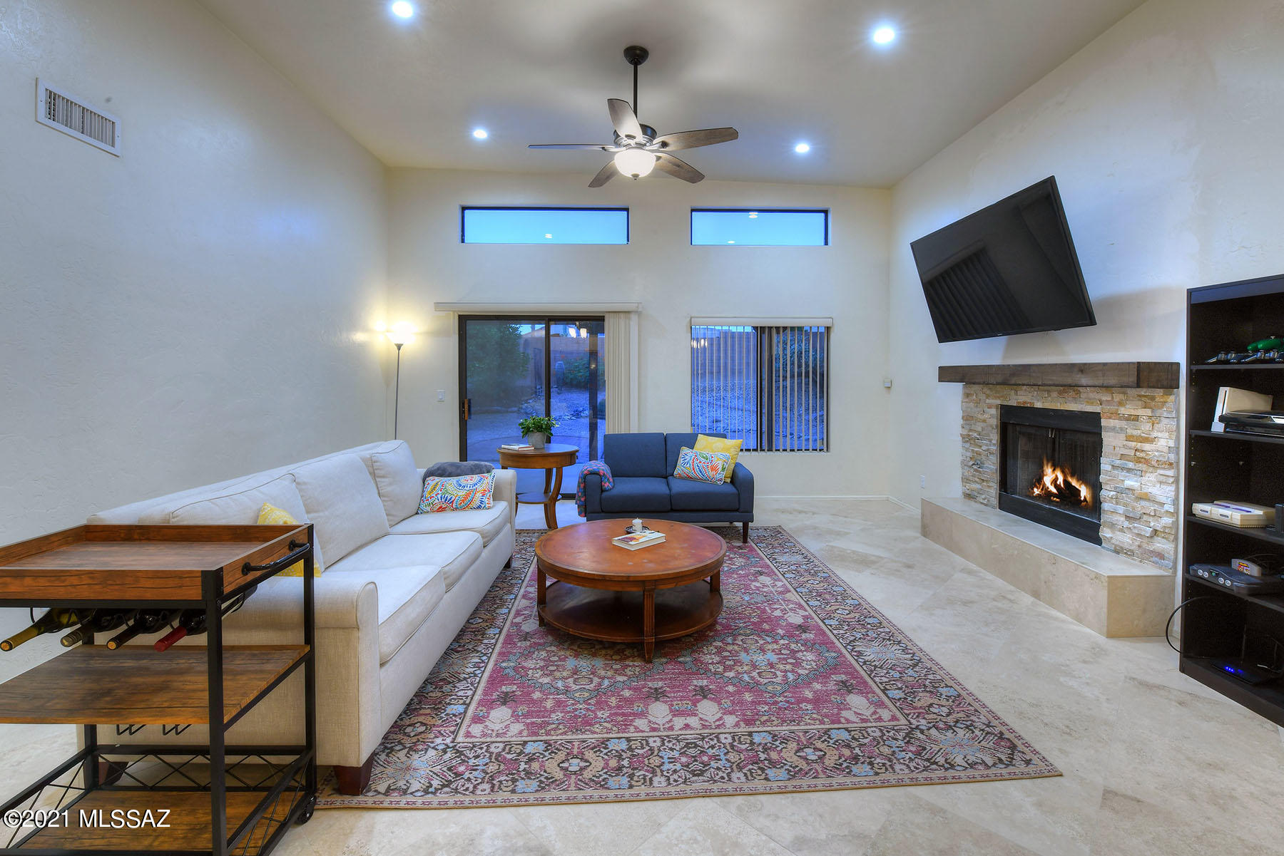 Hills On La Canada (The) - Residential