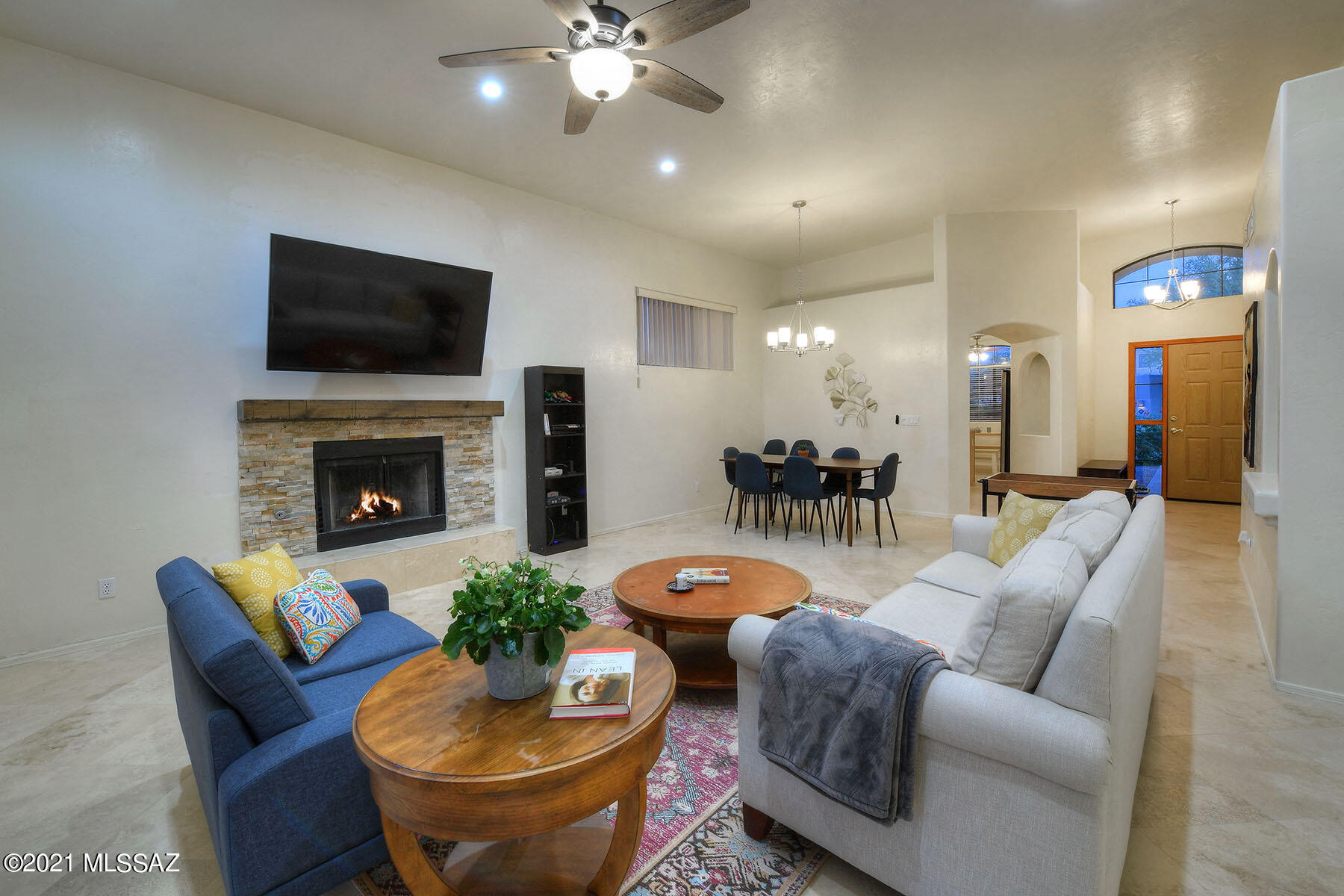 Hills On La Canada (The) - Residential