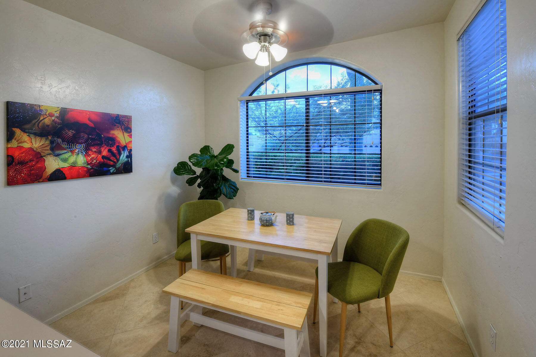 Hills On La Canada (The) - Residential