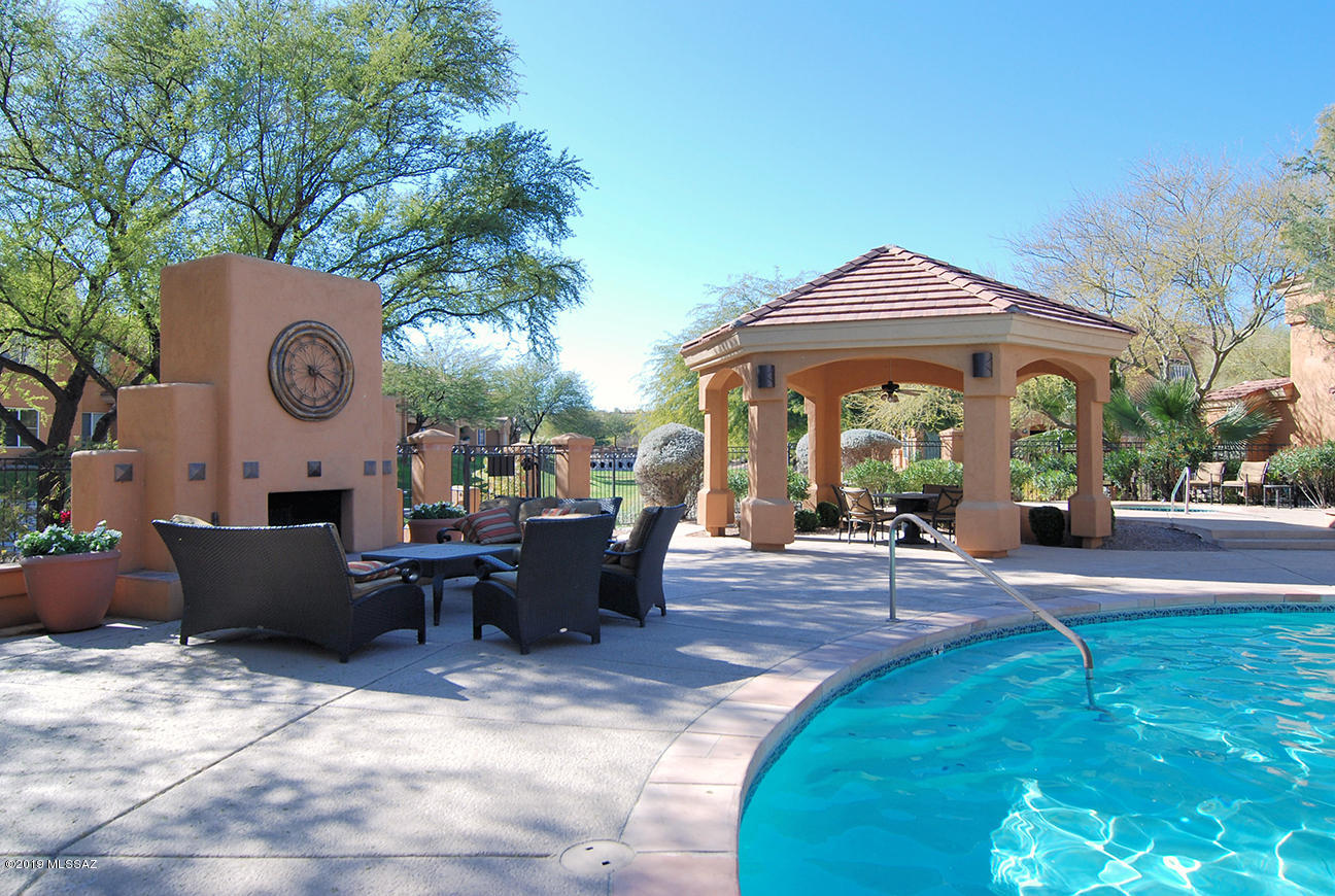 Pinnacle Canyon Condominium - Residential