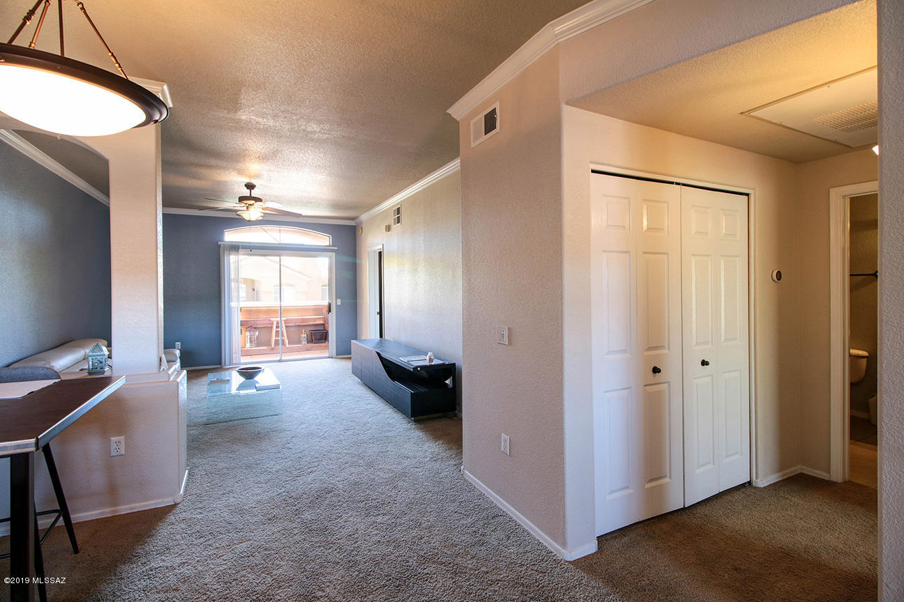 Pinnacle Canyon Condominium - Residential