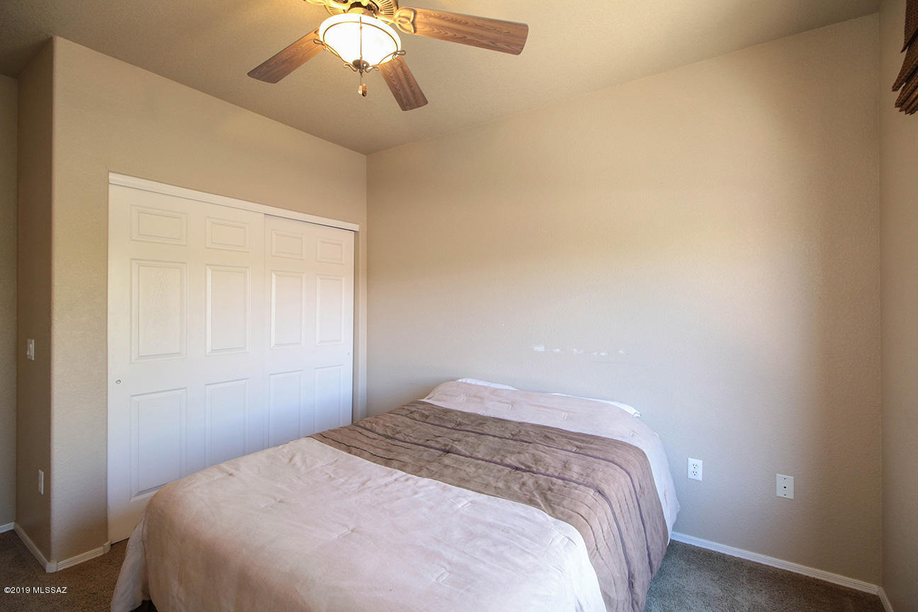 Pinnacle Canyon Condominium - Residential