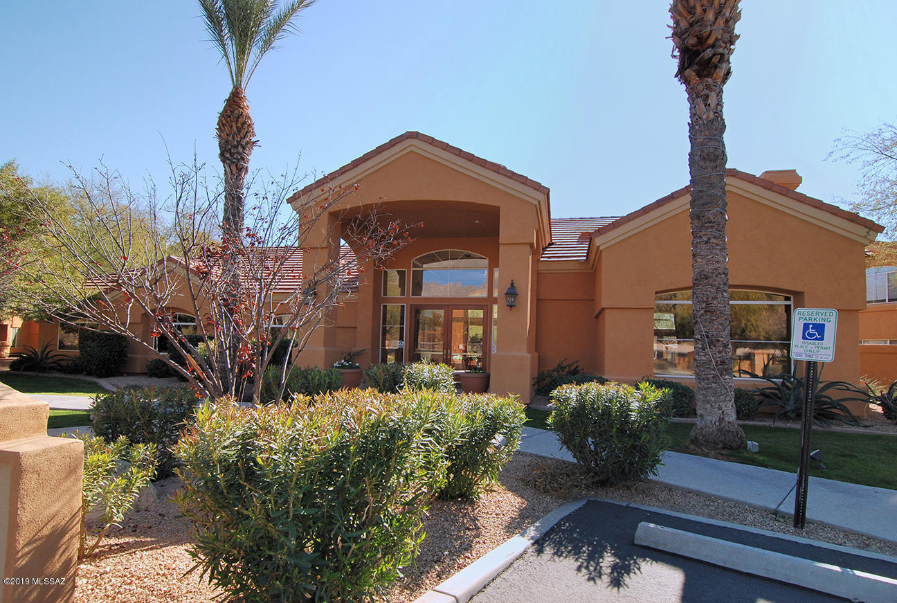 Pinnacle Canyon Condominium - Residential