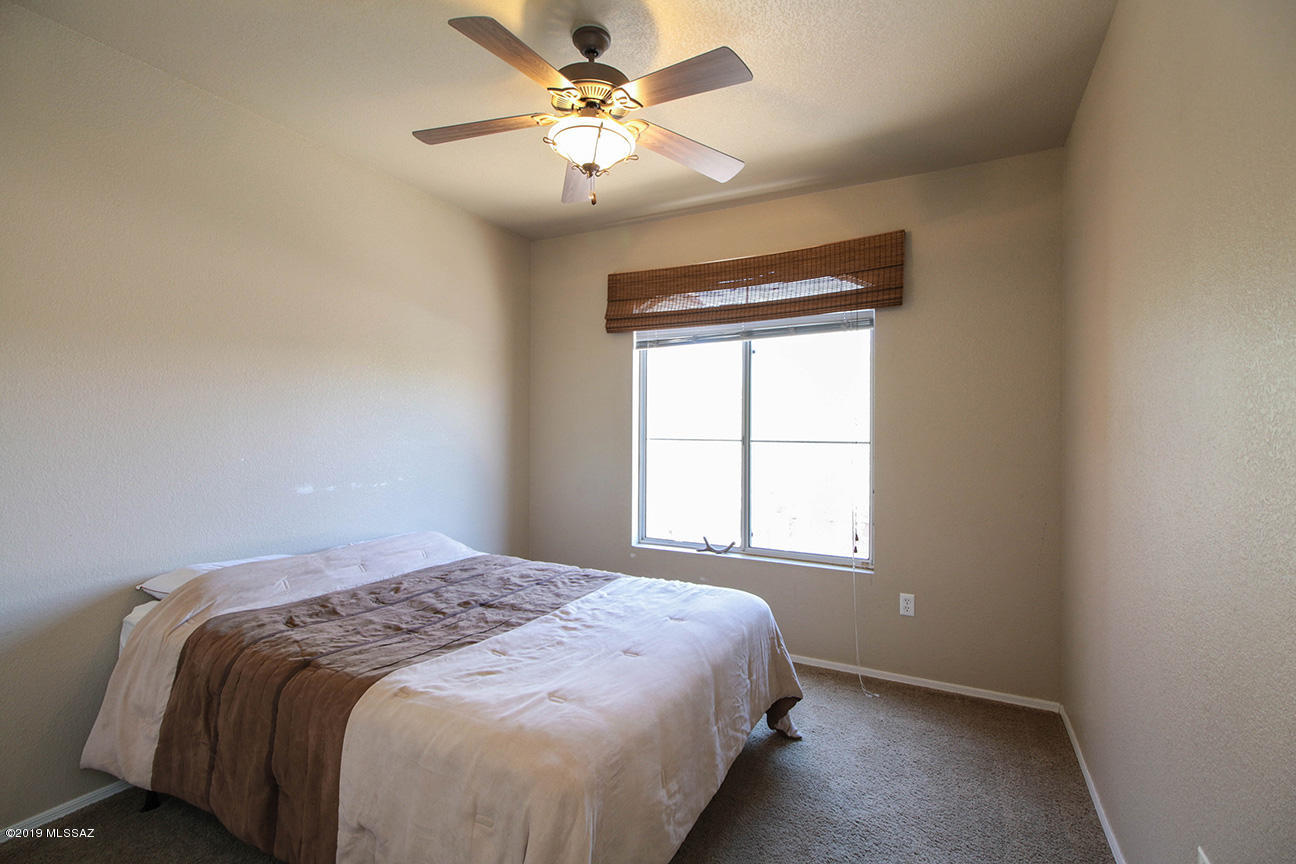 Pinnacle Canyon Condominium - Residential