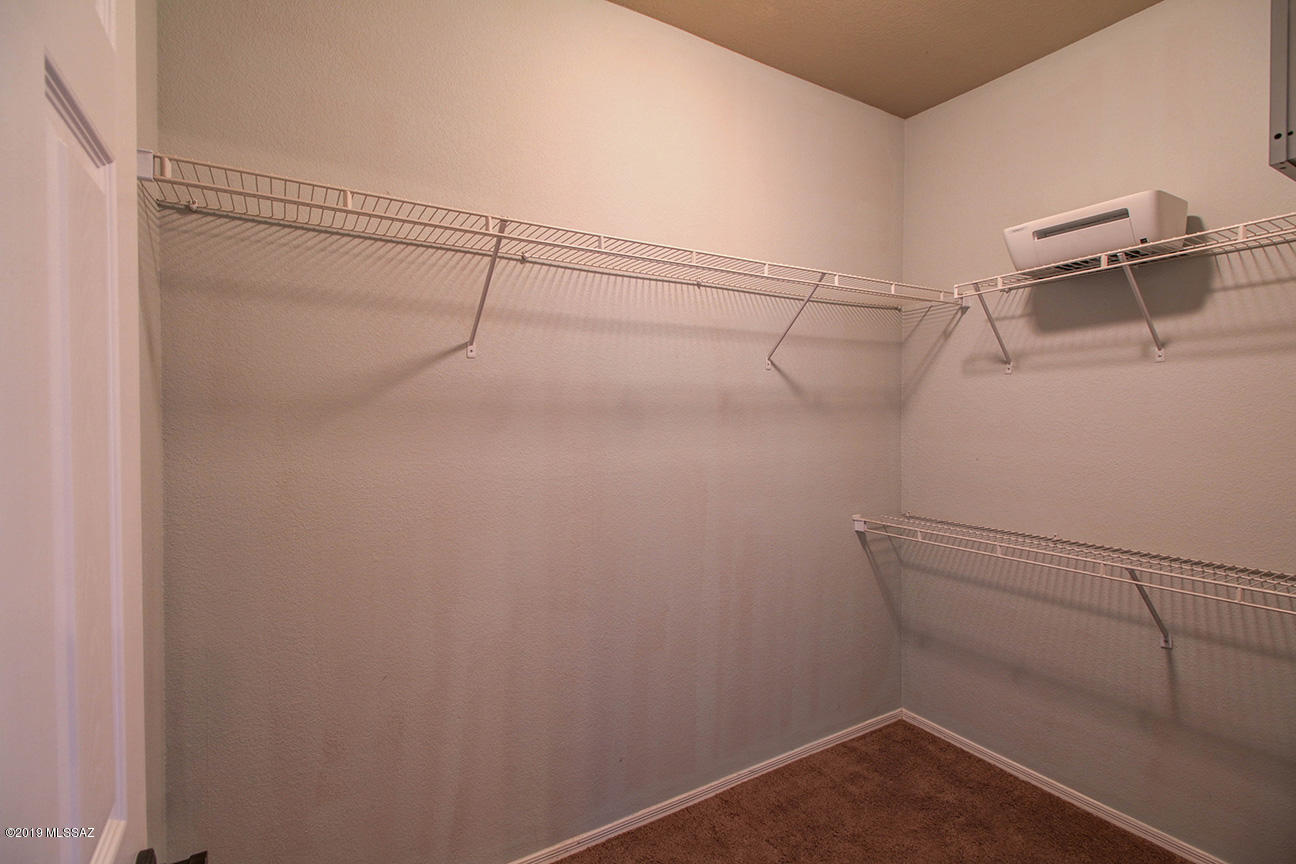 Pinnacle Canyon Condominium - Residential