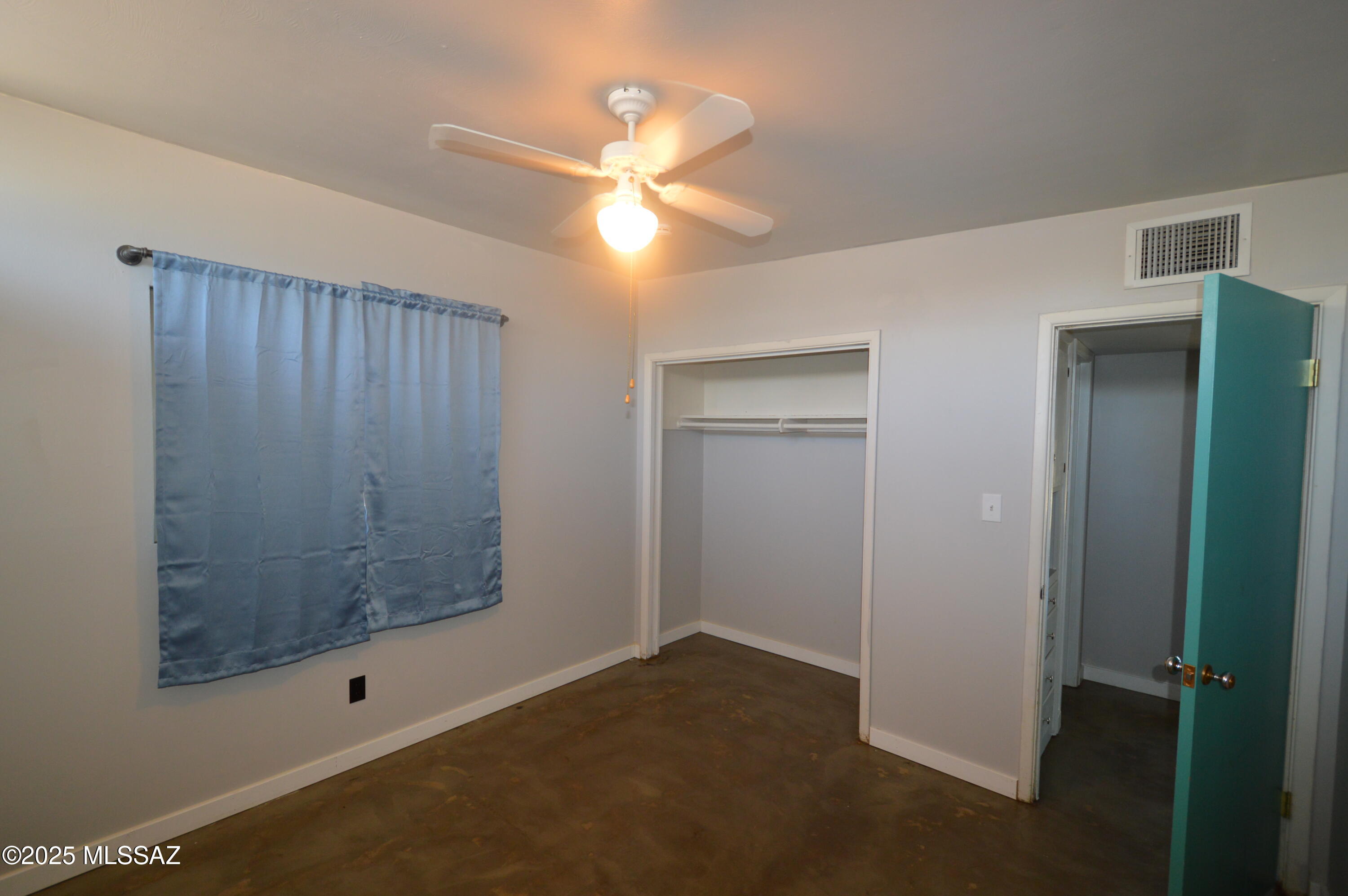 Miramonte Terrace (Blks 3, 10-16) - Residential Lease