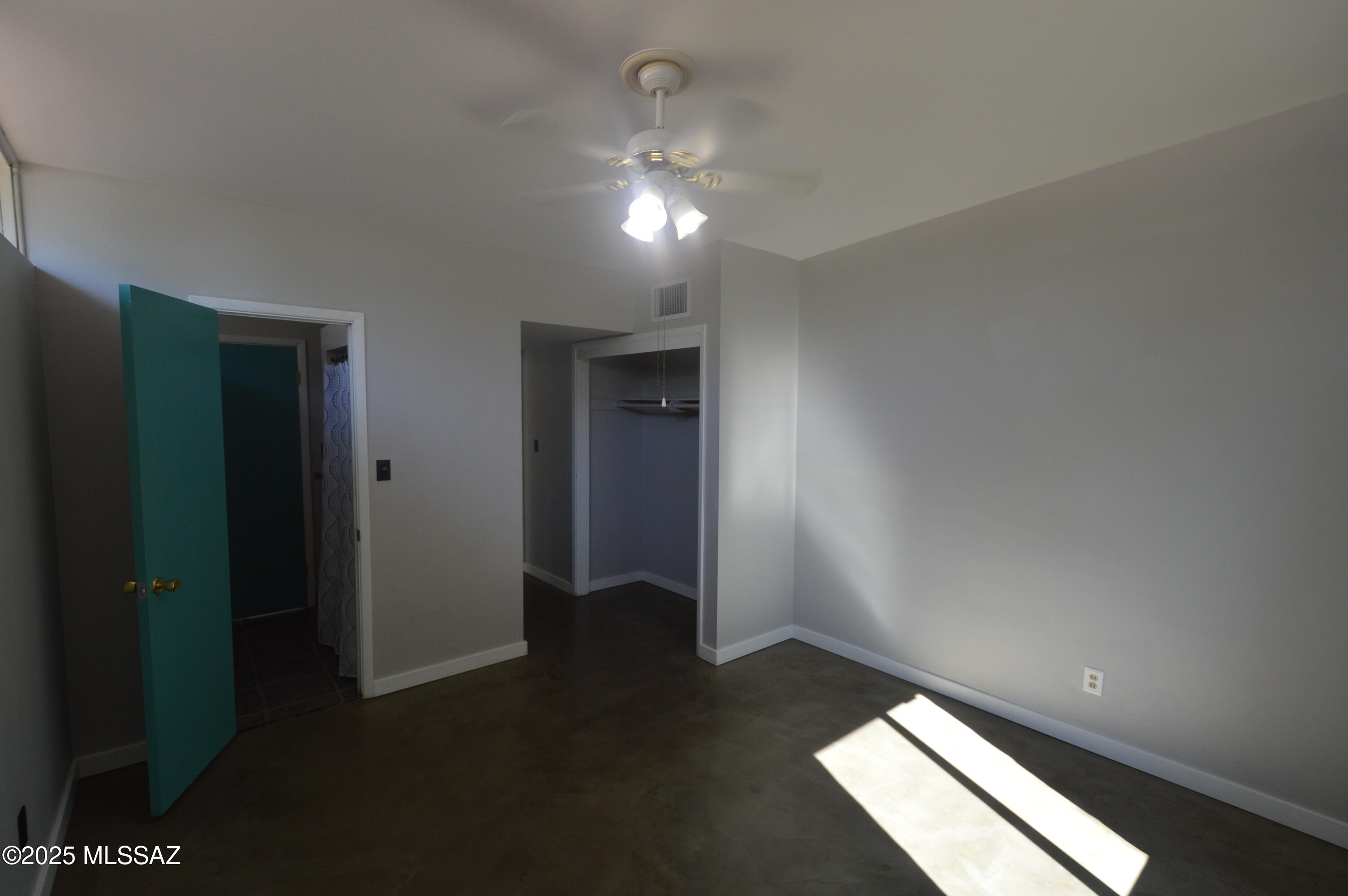 Miramonte Terrace (Blks 3, 10-16) - Residential Lease