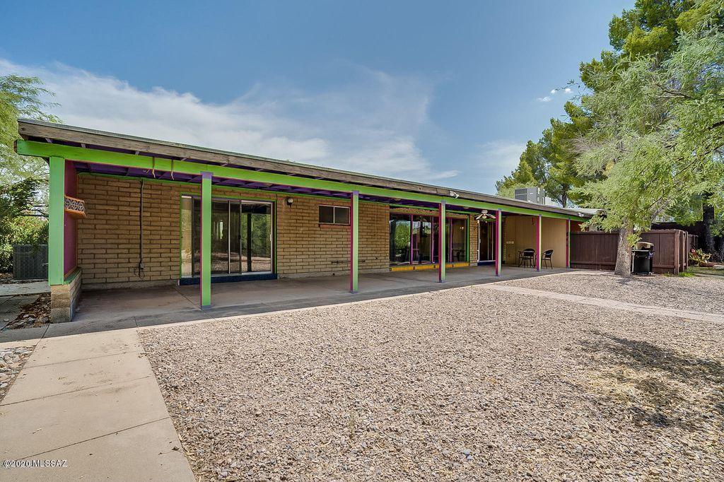 Tres Lomas (1-147) - Residential