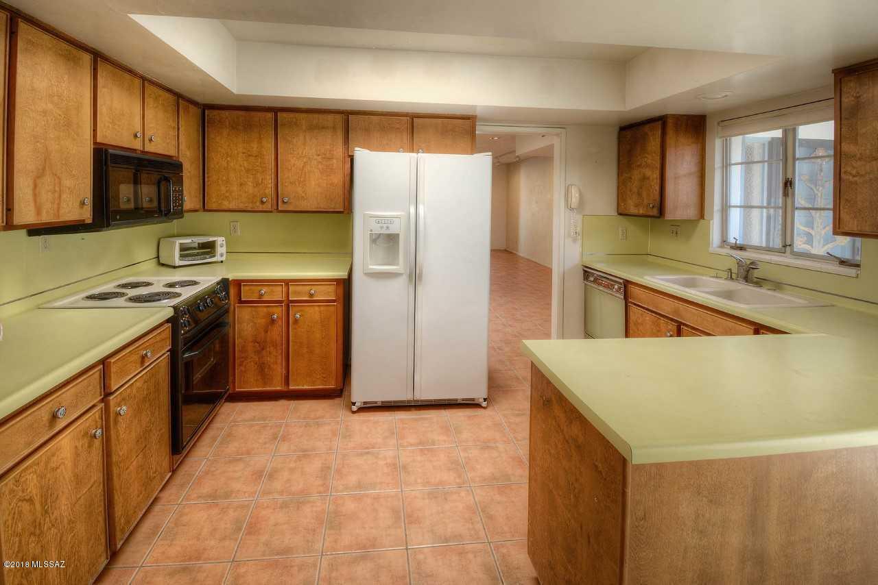 Green Valley Townhouses 4 - Residential