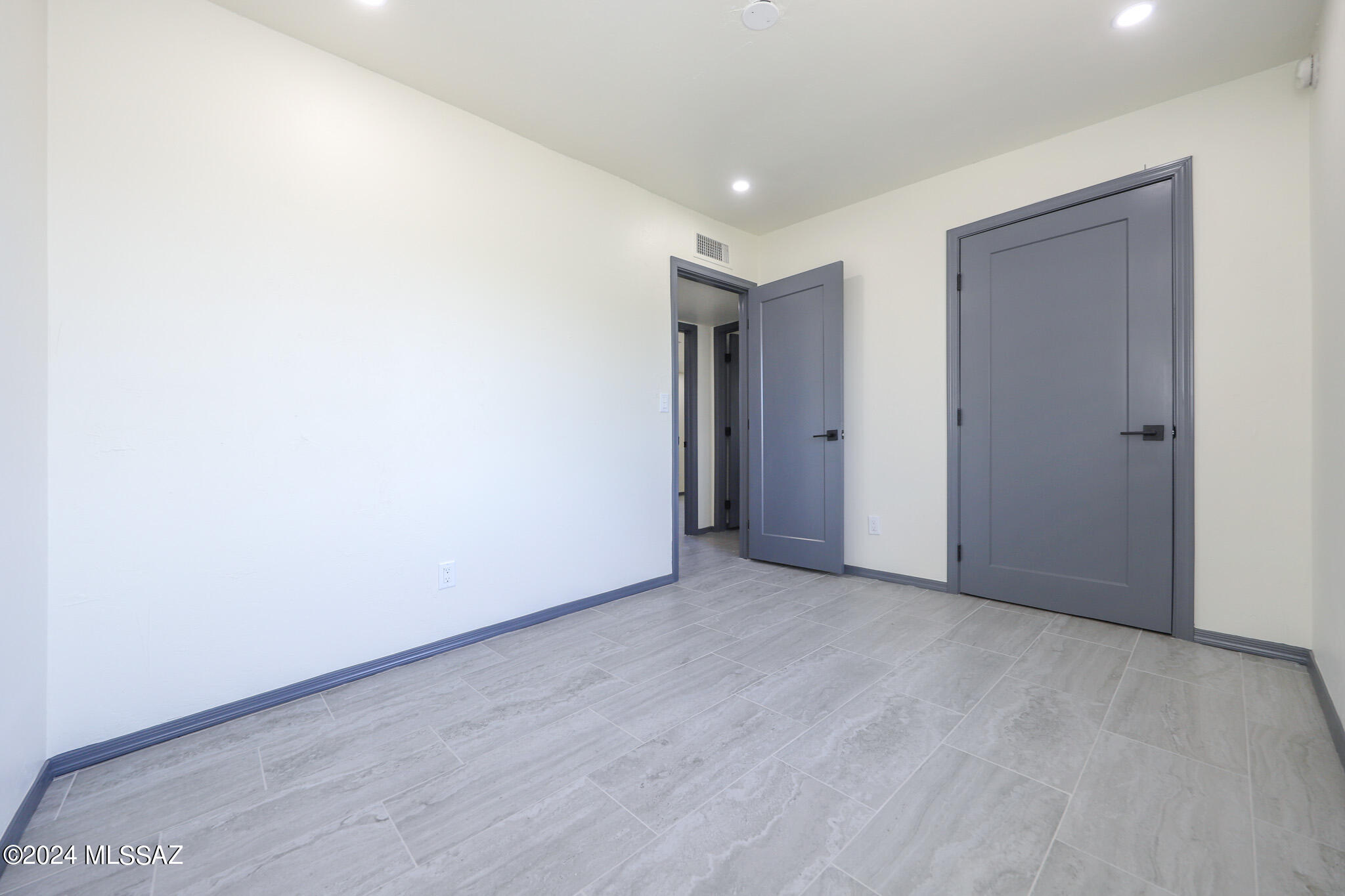 Valley View East NO. 4 (1-131) - Residential