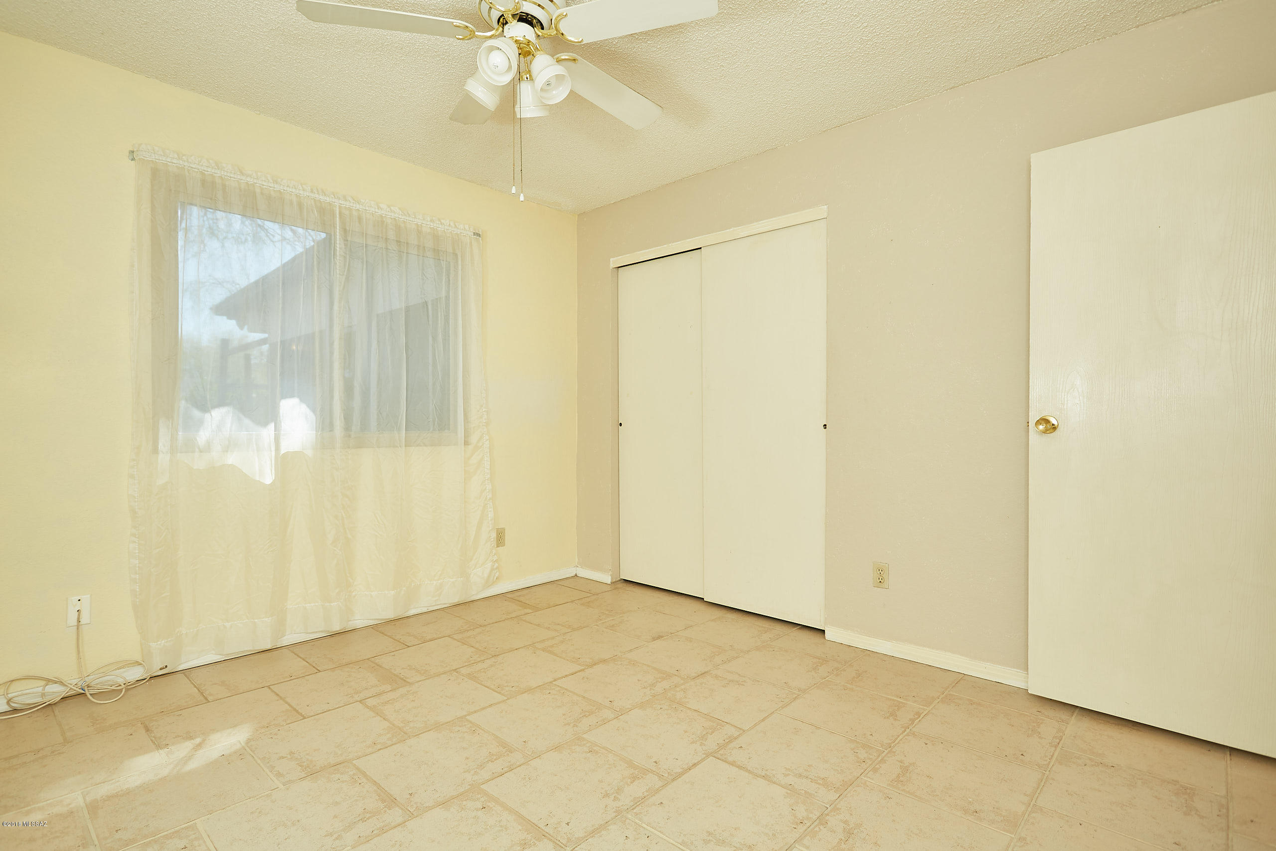 Paseo Vista (1-234) - Residential