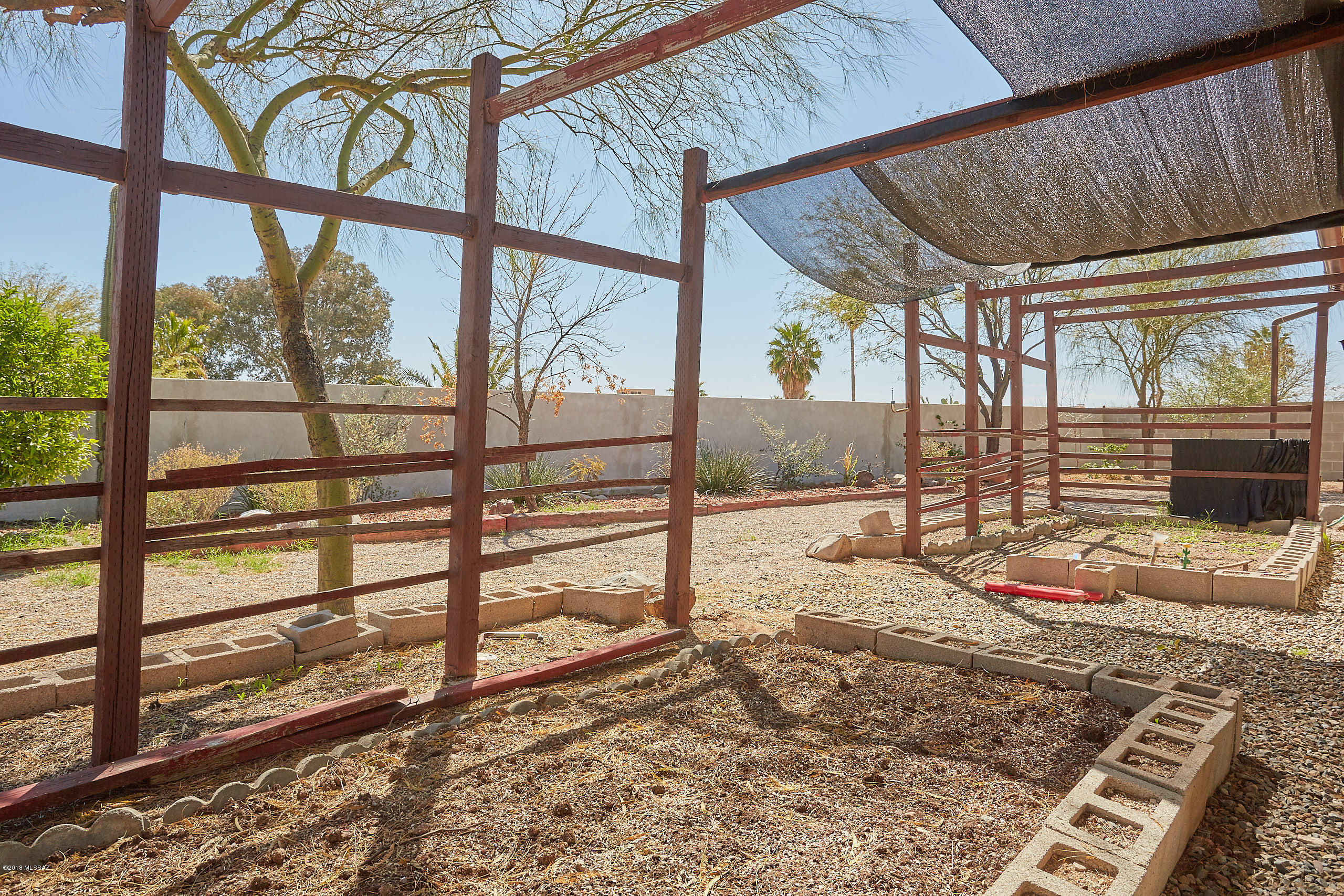 Paseo Vista (1-234) - Residential
