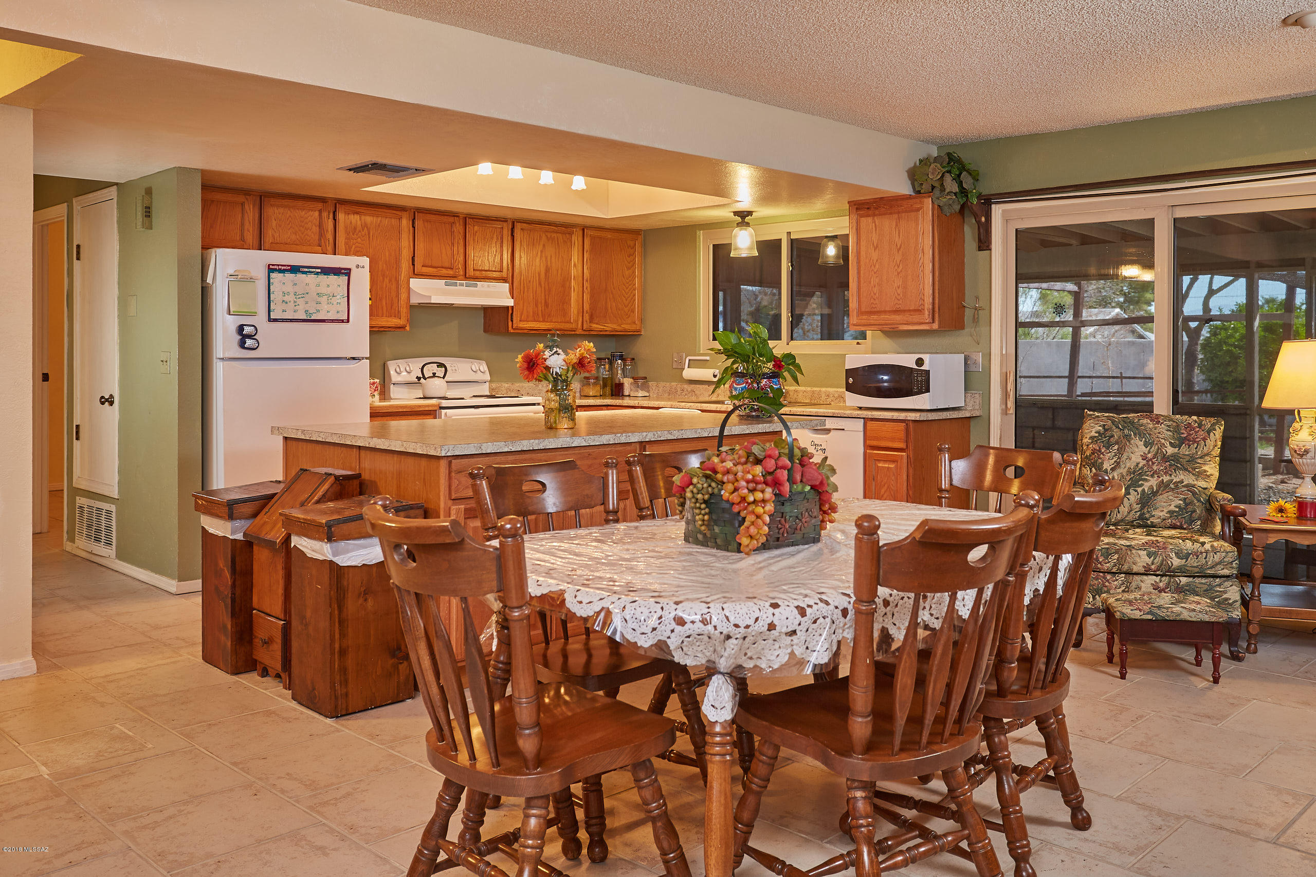 Paseo Vista (1-234) - Residential