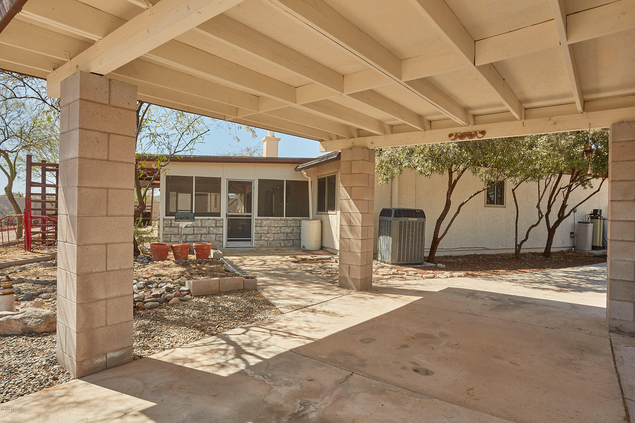 Paseo Vista (1-234) - Residential
