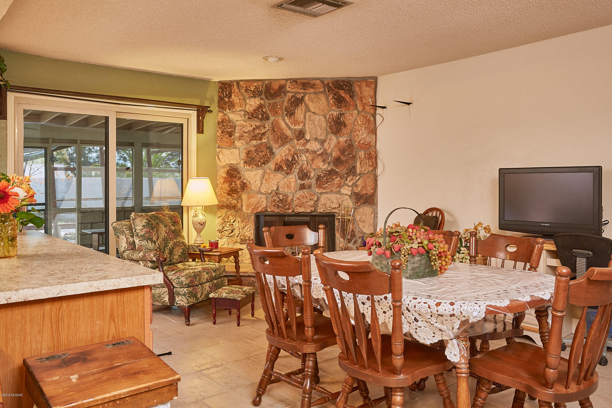 Paseo Vista (1-234) - Residential