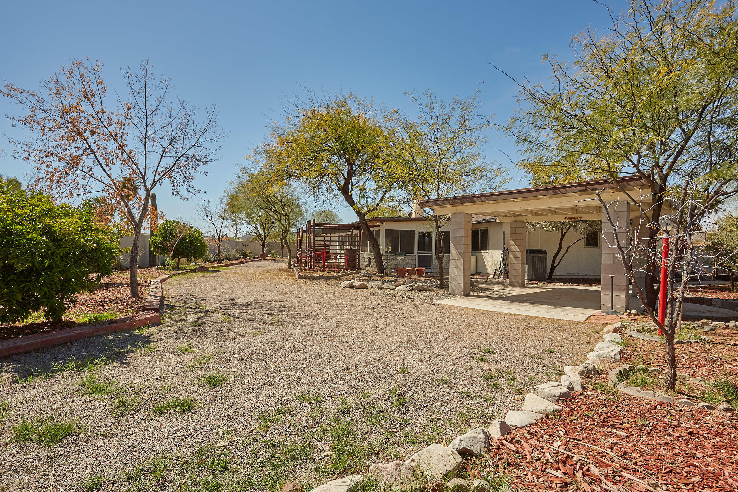 Paseo Vista (1-234) - Residential