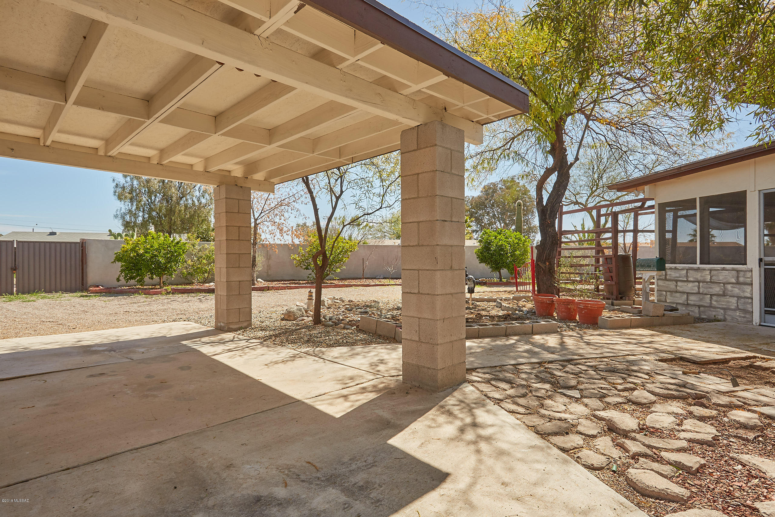 Paseo Vista (1-234) - Residential