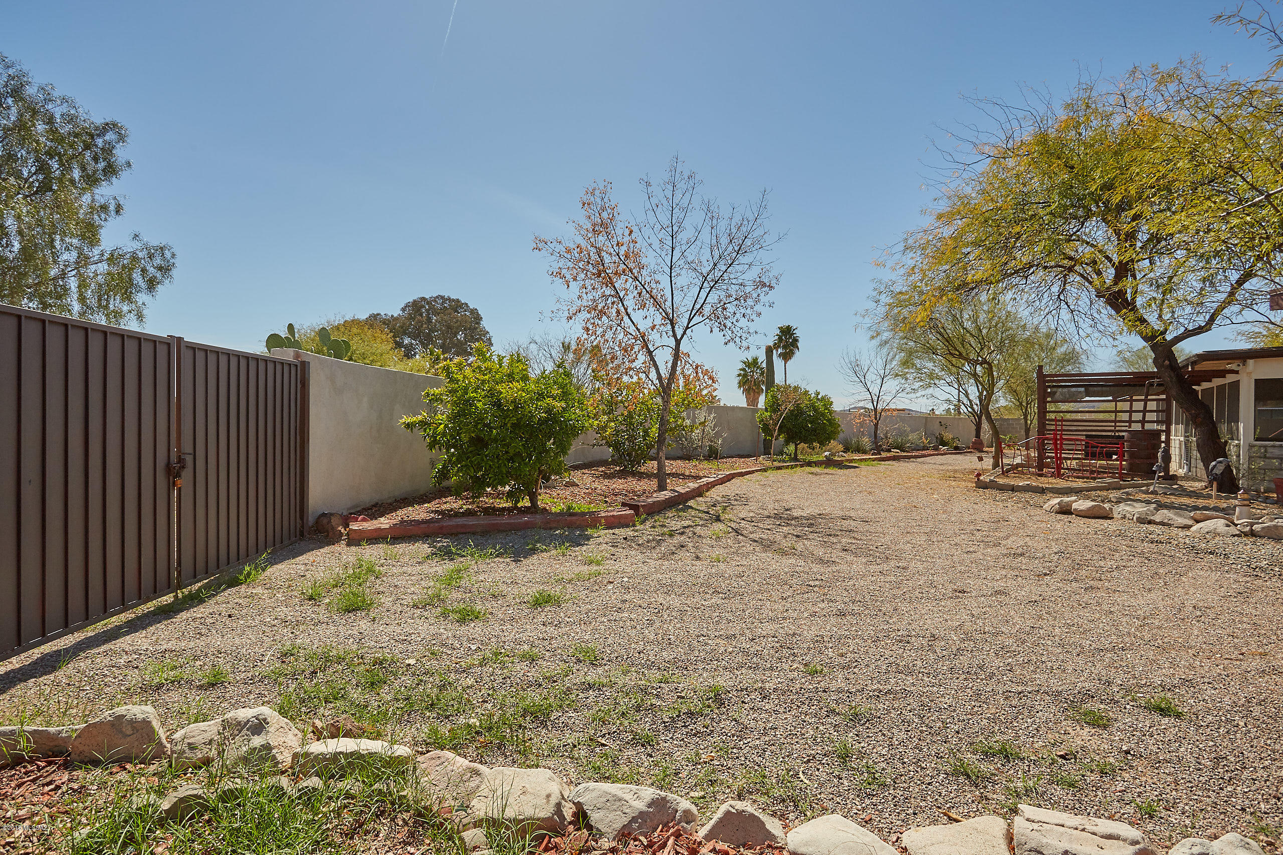 Paseo Vista (1-234) - Residential