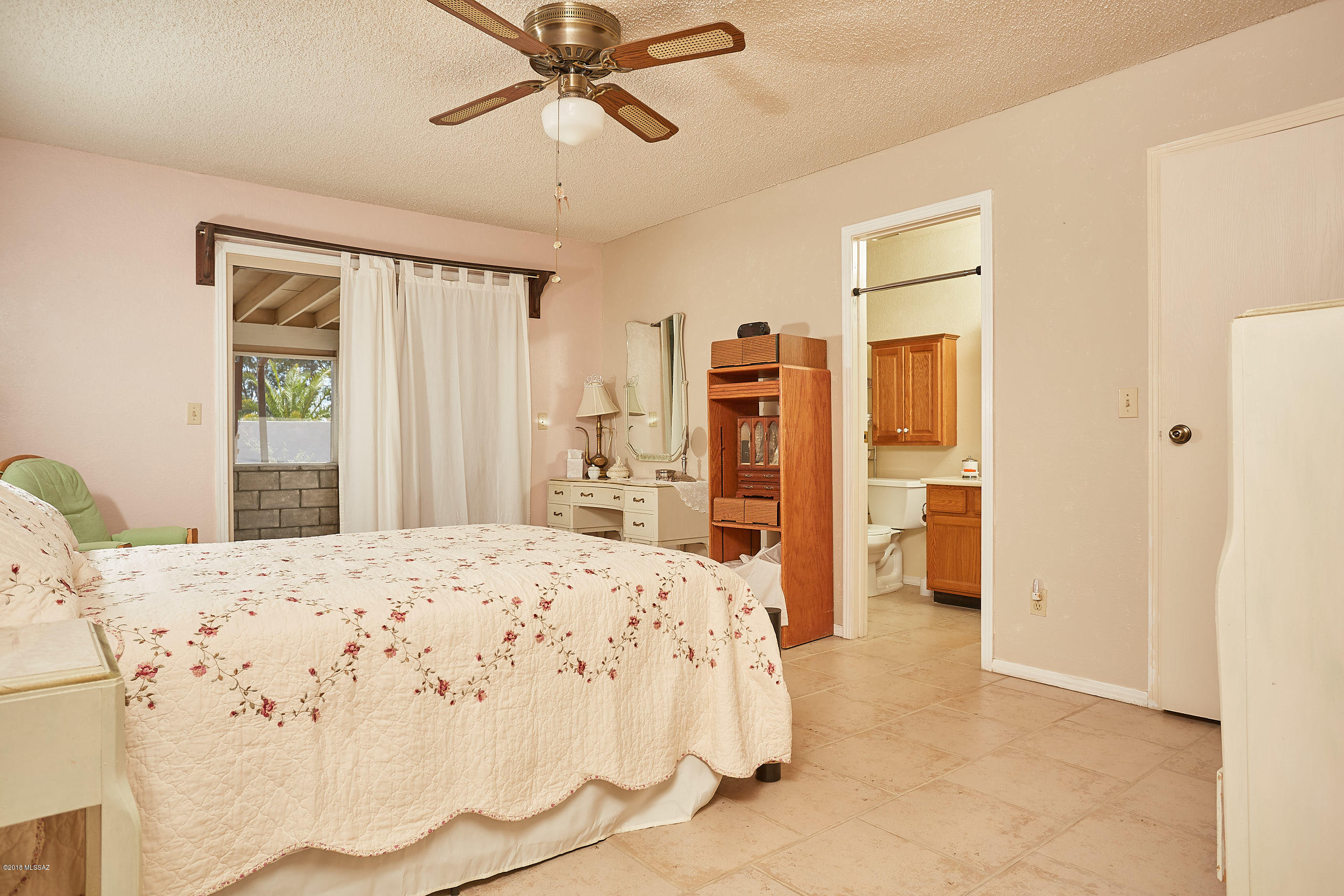 Paseo Vista (1-234) - Residential