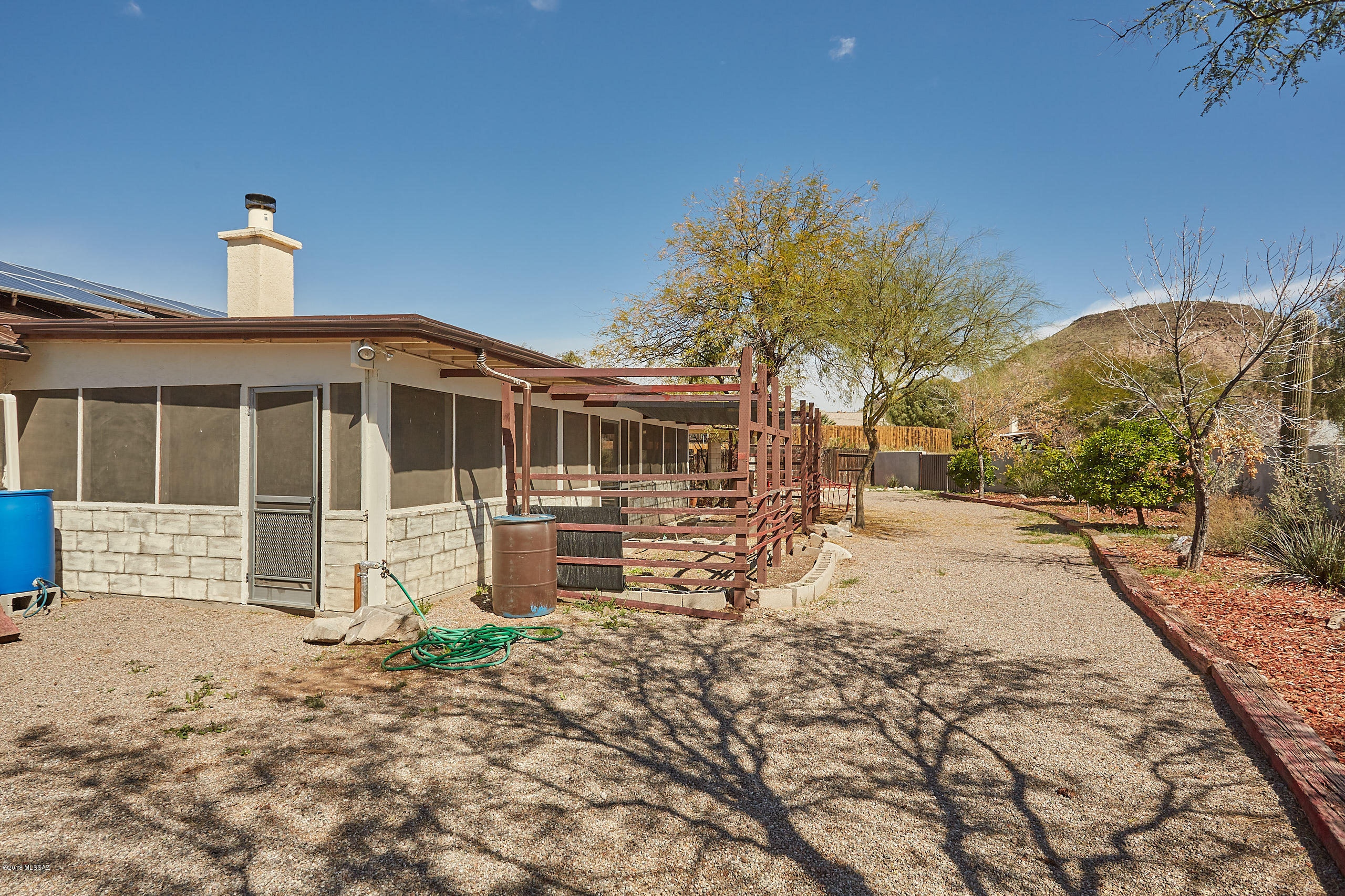 Paseo Vista (1-234) - Residential