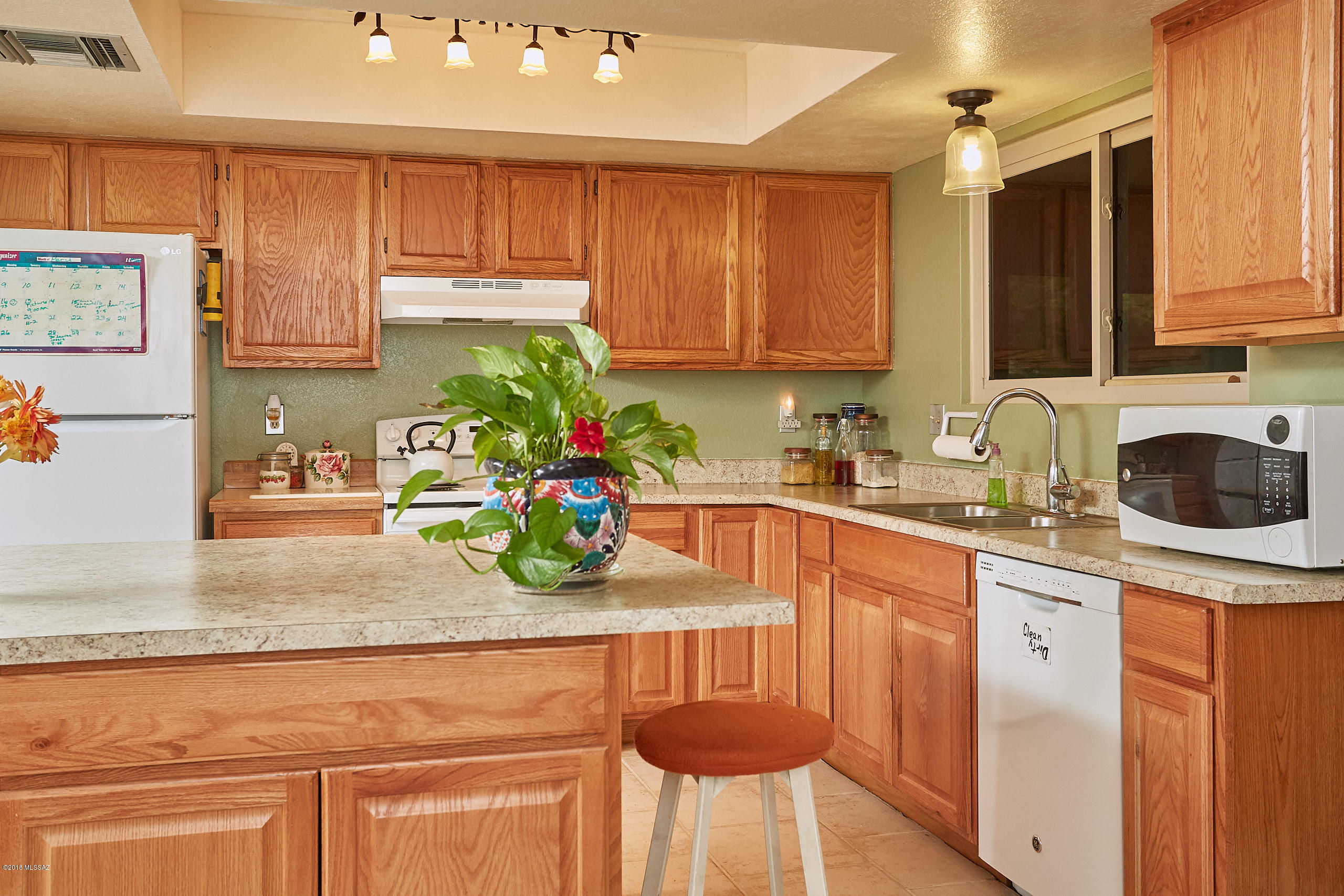 Paseo Vista (1-234) - Residential