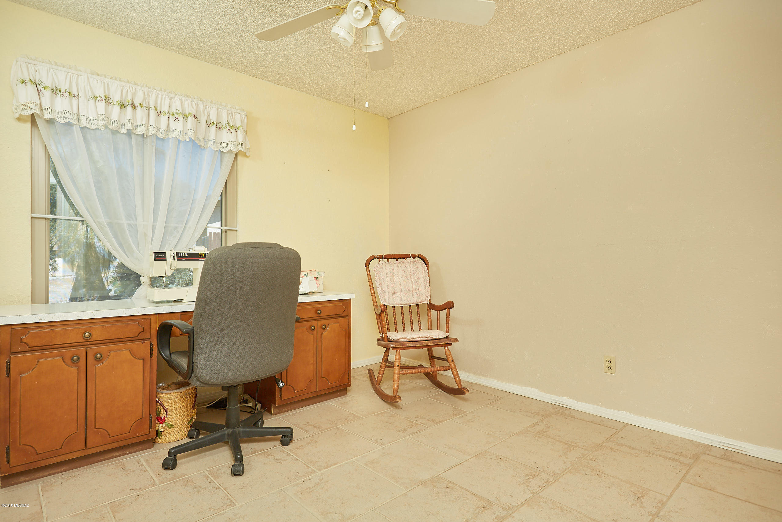 Paseo Vista (1-234) - Residential