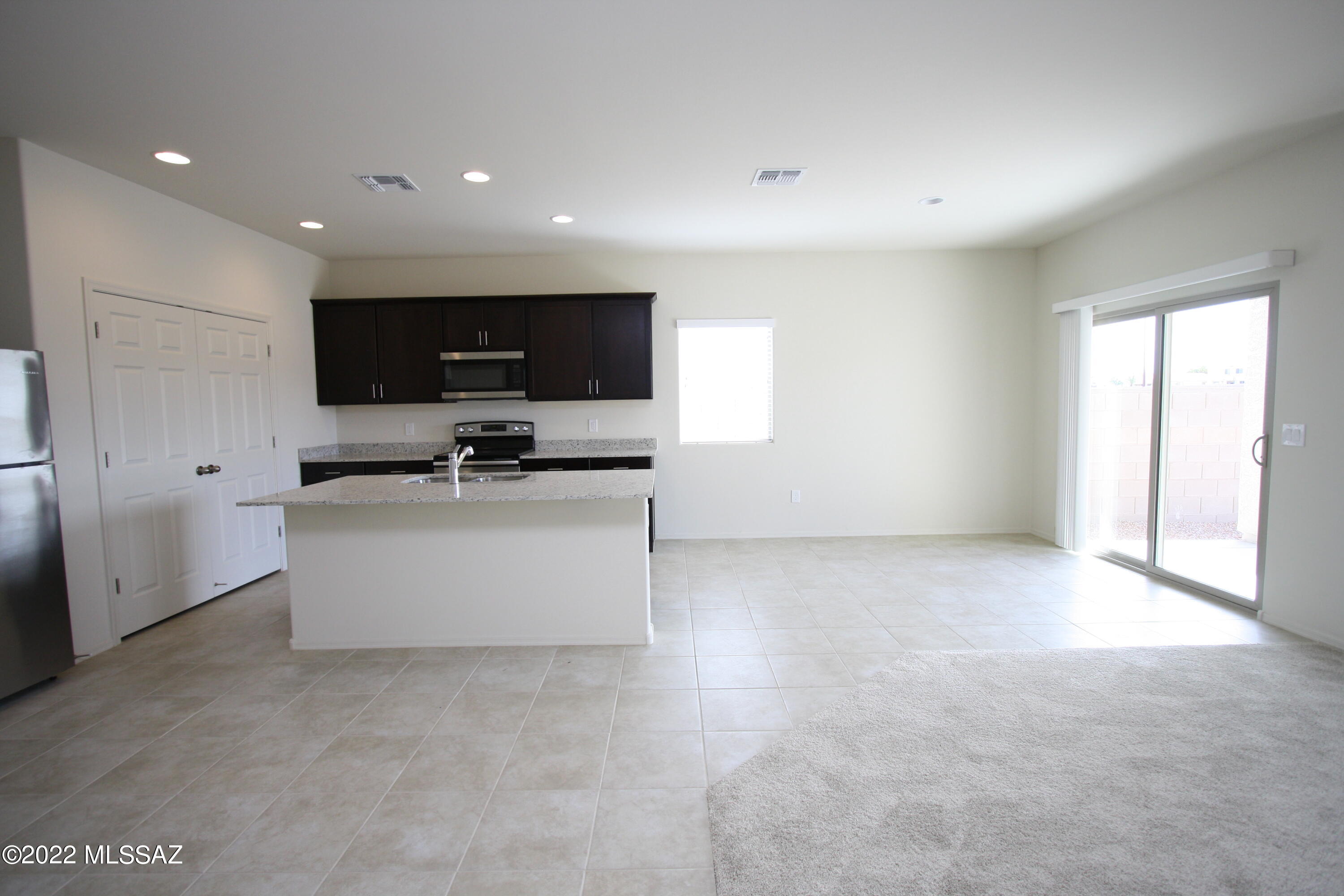 Gladden Farms 22 & 24 - Residential Lease
