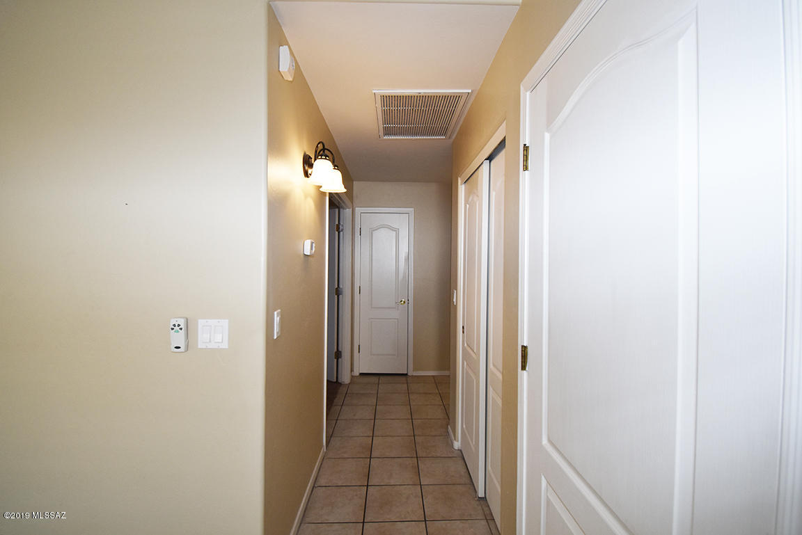 Thornydale Terrace(1-104) - Residential