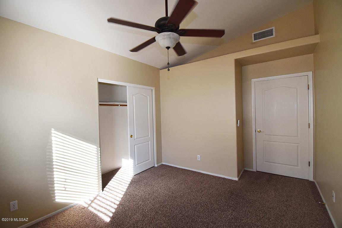Thornydale Terrace(1-104) - Residential