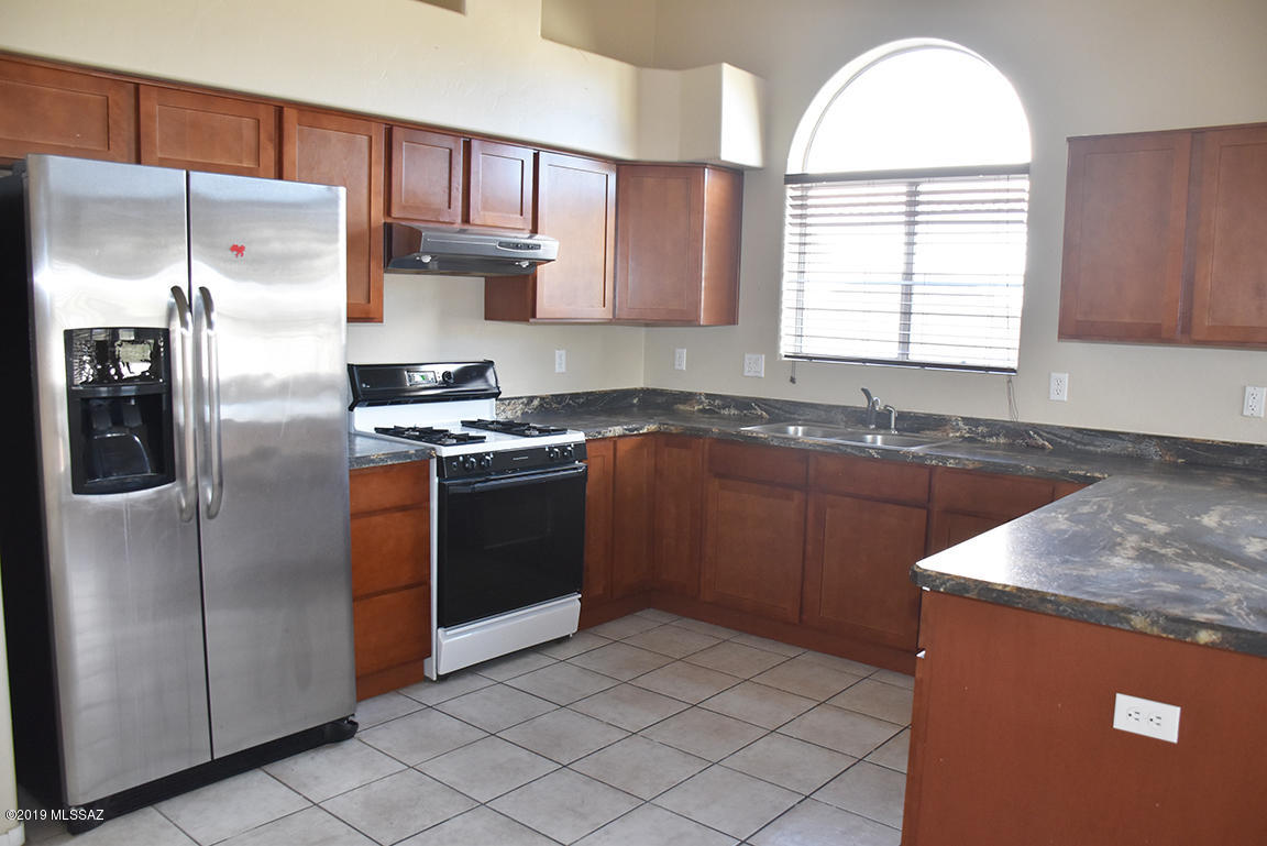 Thornydale Terrace(1-104) - Residential
