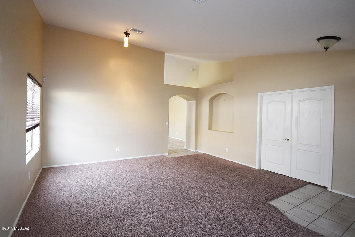 Thornydale Terrace(1-104) - Residential