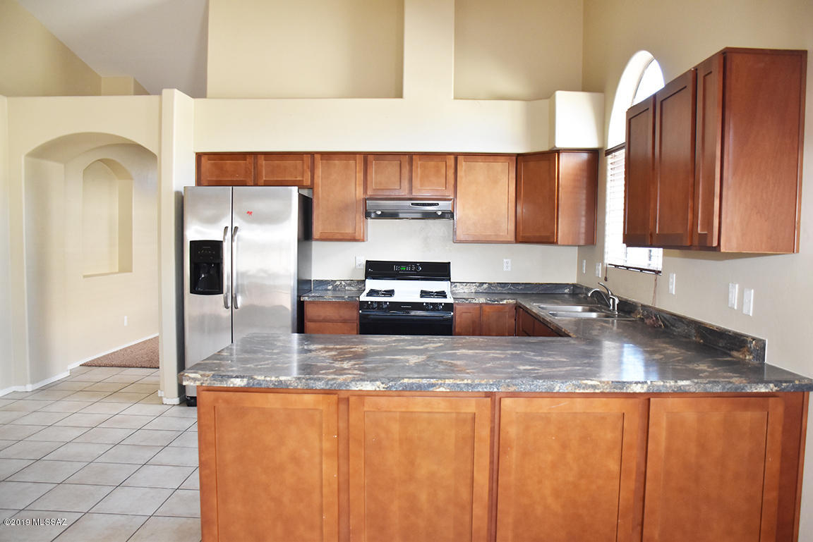 Thornydale Terrace(1-104) - Residential