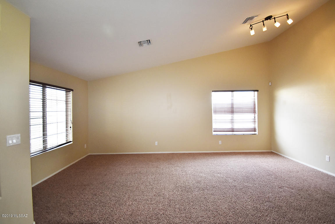Thornydale Terrace(1-104) - Residential