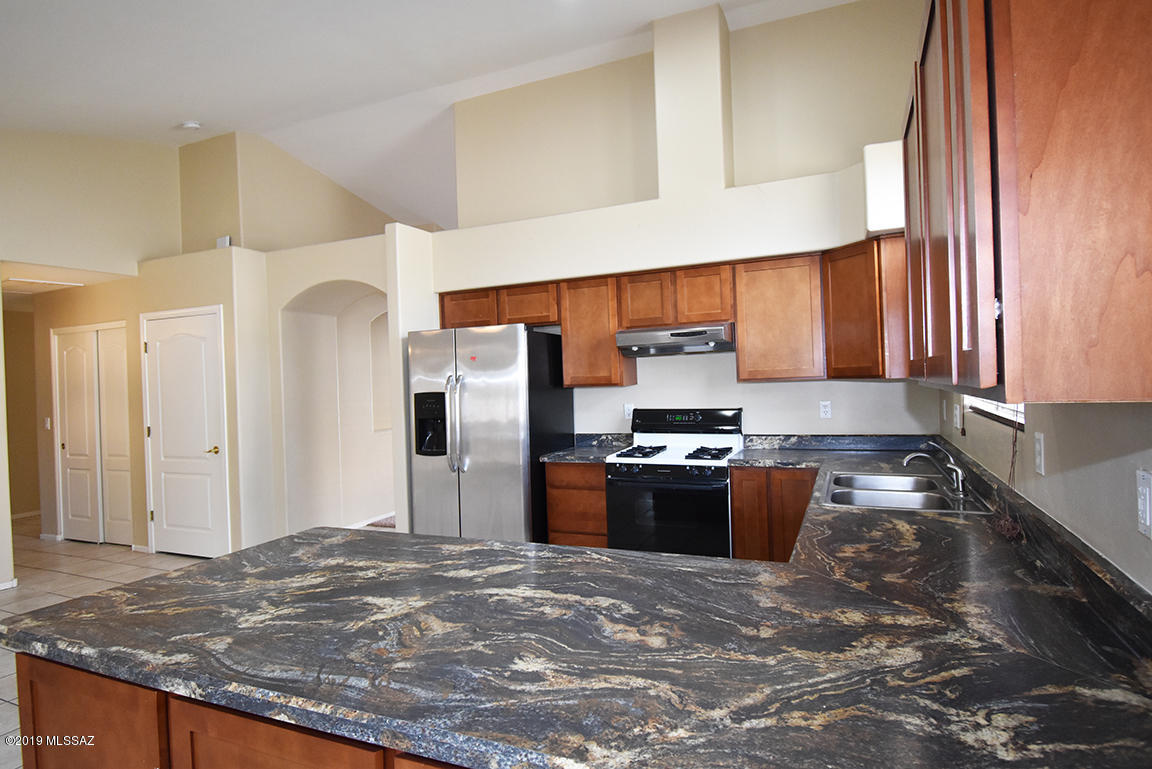 Thornydale Terrace(1-104) - Residential