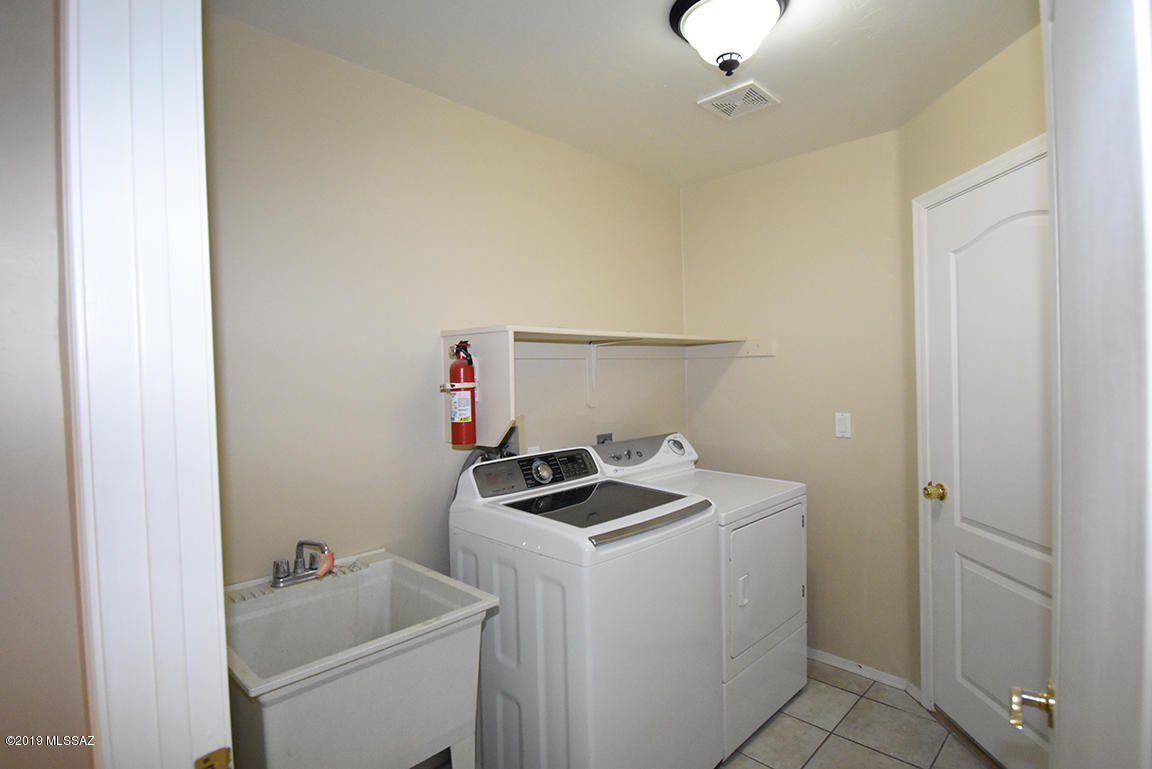 Thornydale Terrace(1-104) - Residential