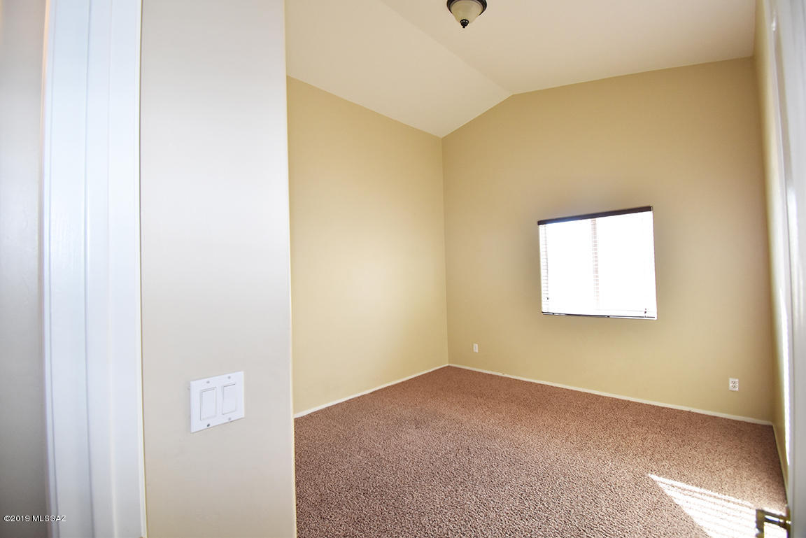 Thornydale Terrace(1-104) - Residential