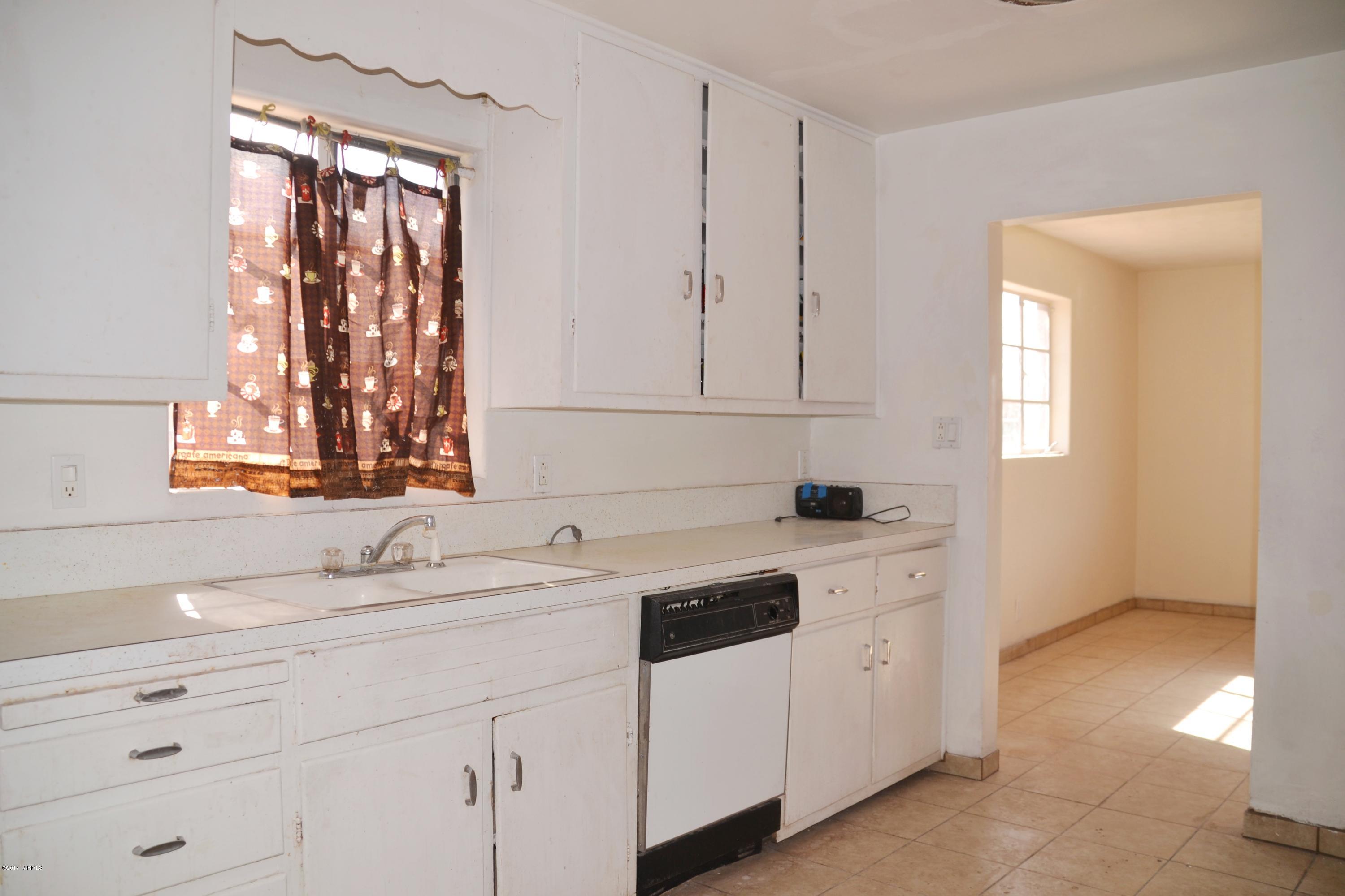 Lundys Sub Of Whitestone L11 - Residential