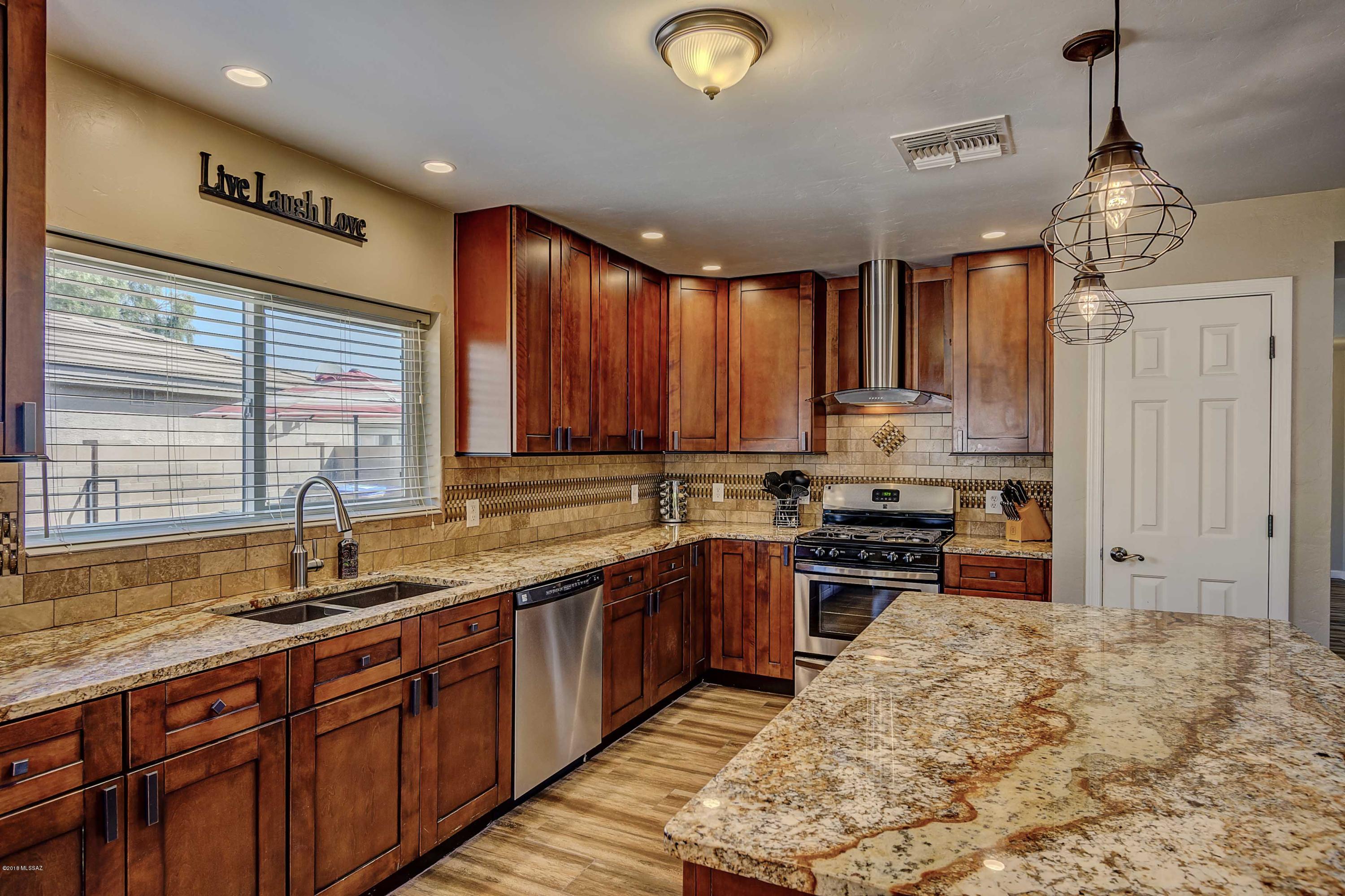 Stoneridge (1-71) - Residential