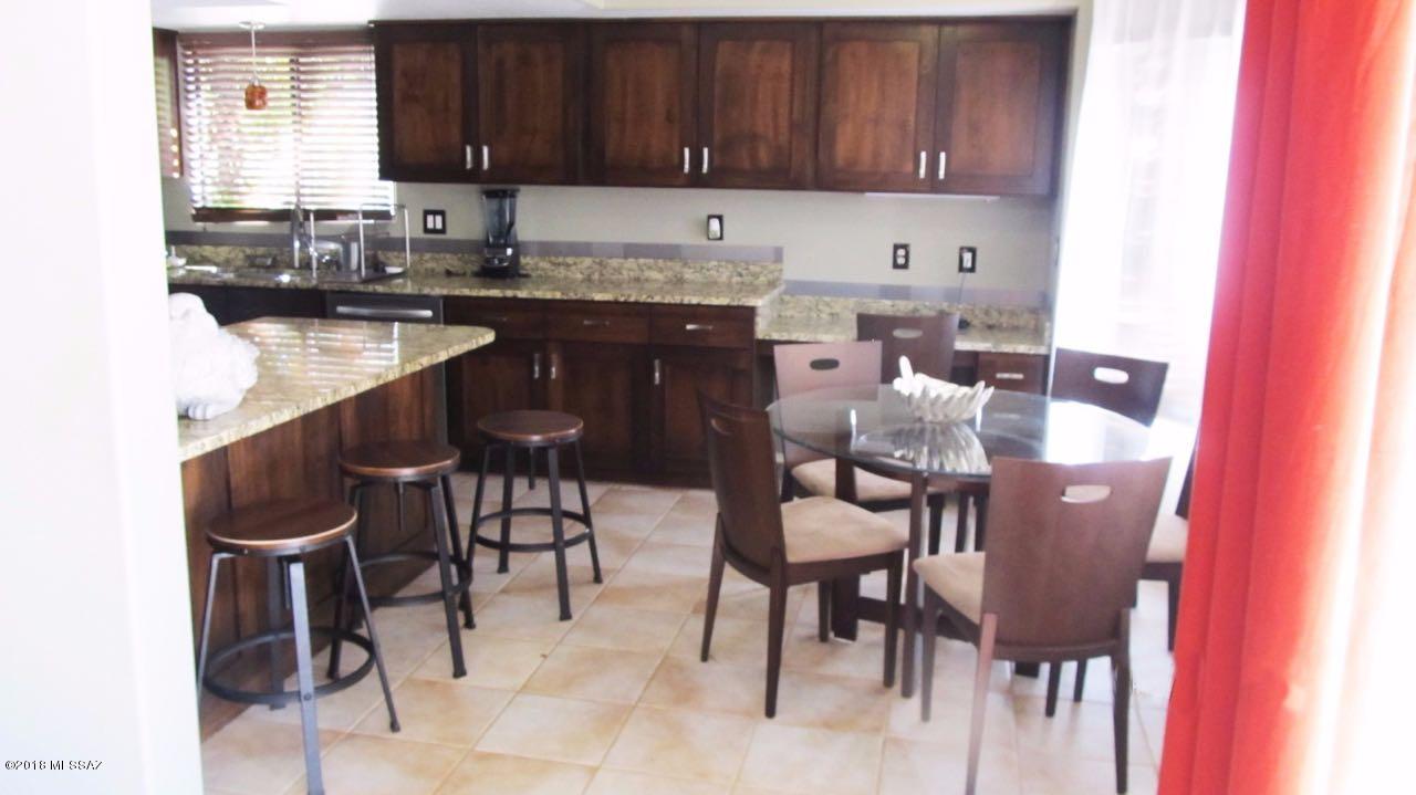 Villages Of La Canada (The) - Residential