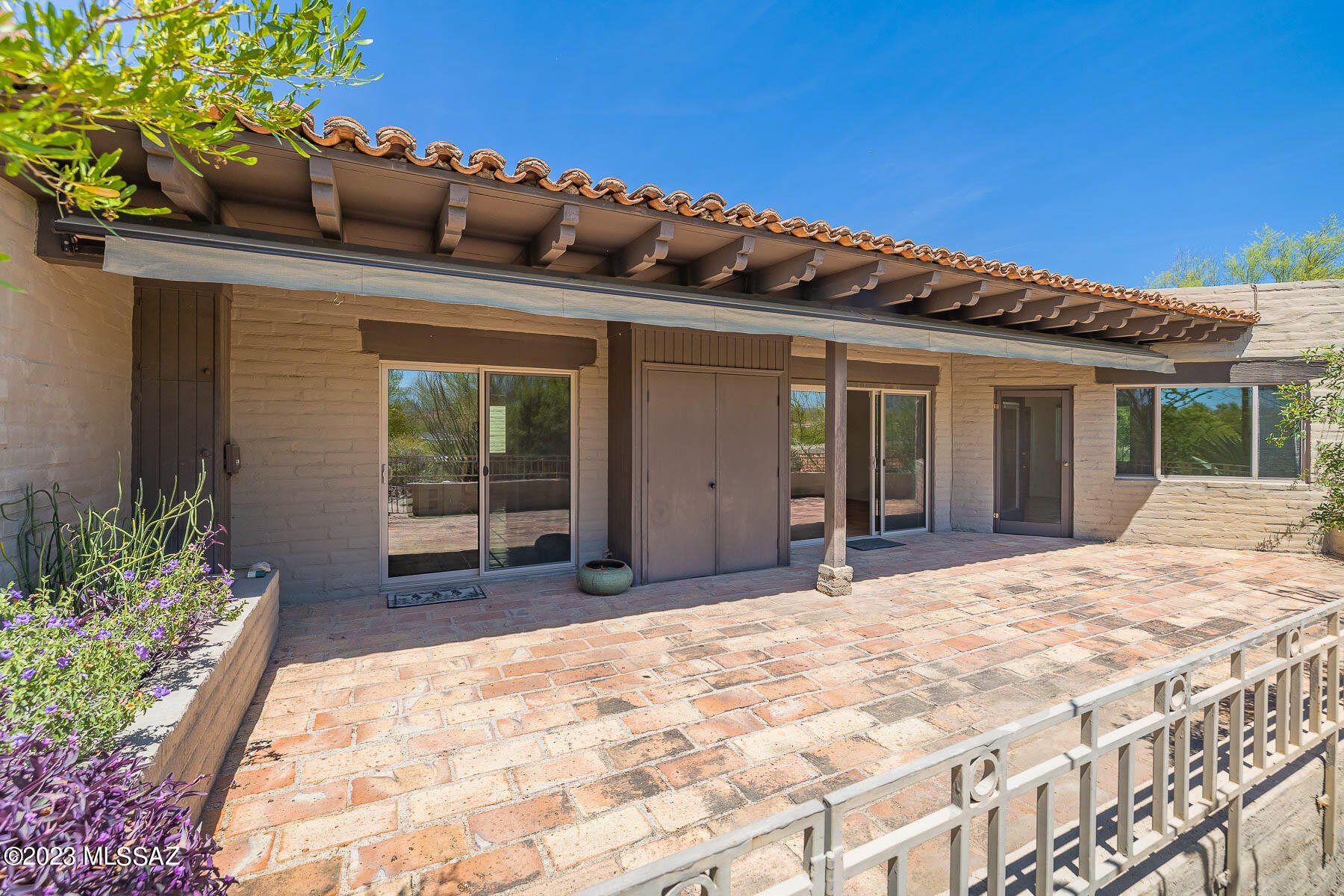 Posada Real Townhomes (1-16) - Residential